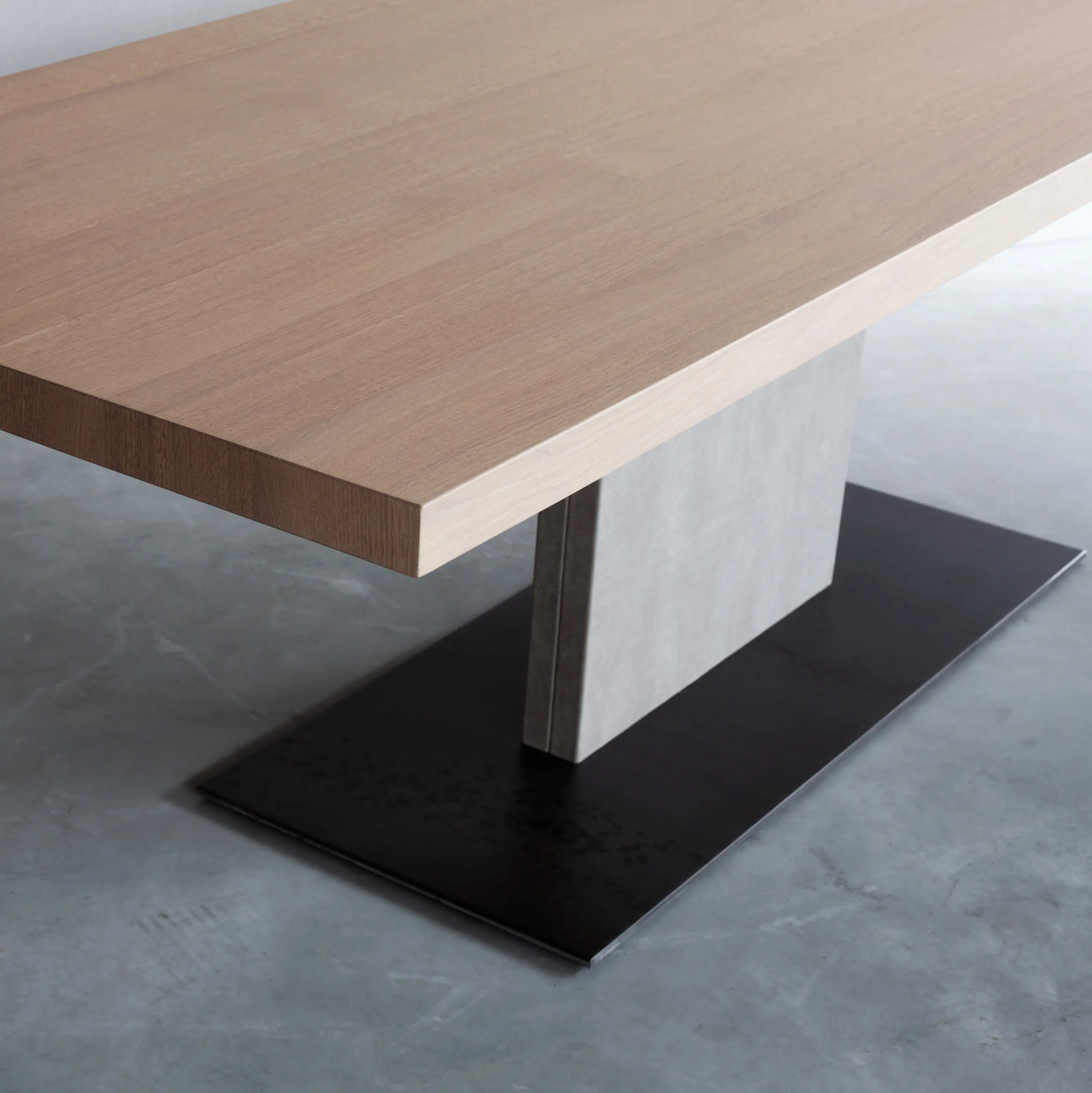 Van Rossum - Opium rectangular table