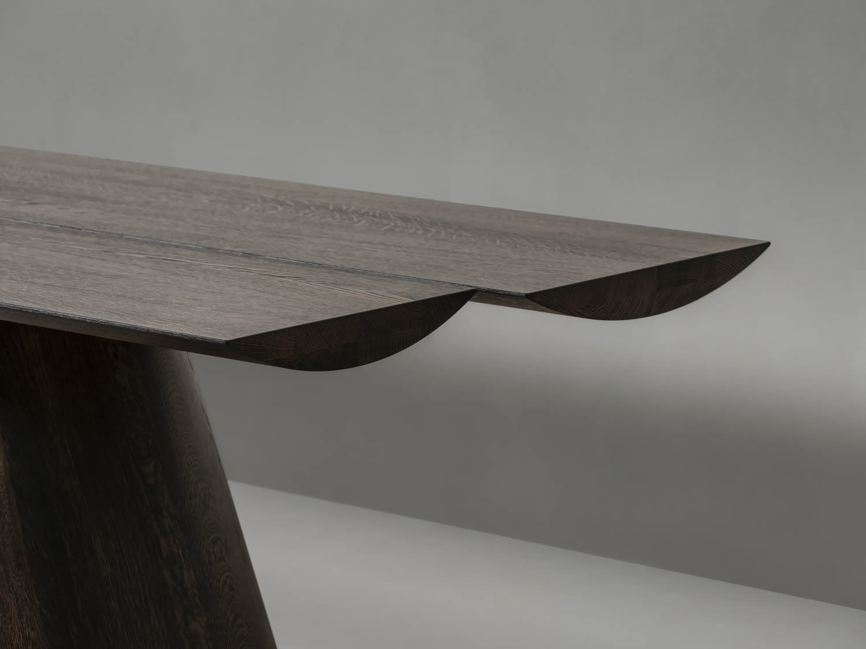 Van Rossum - Got Dining Table Three