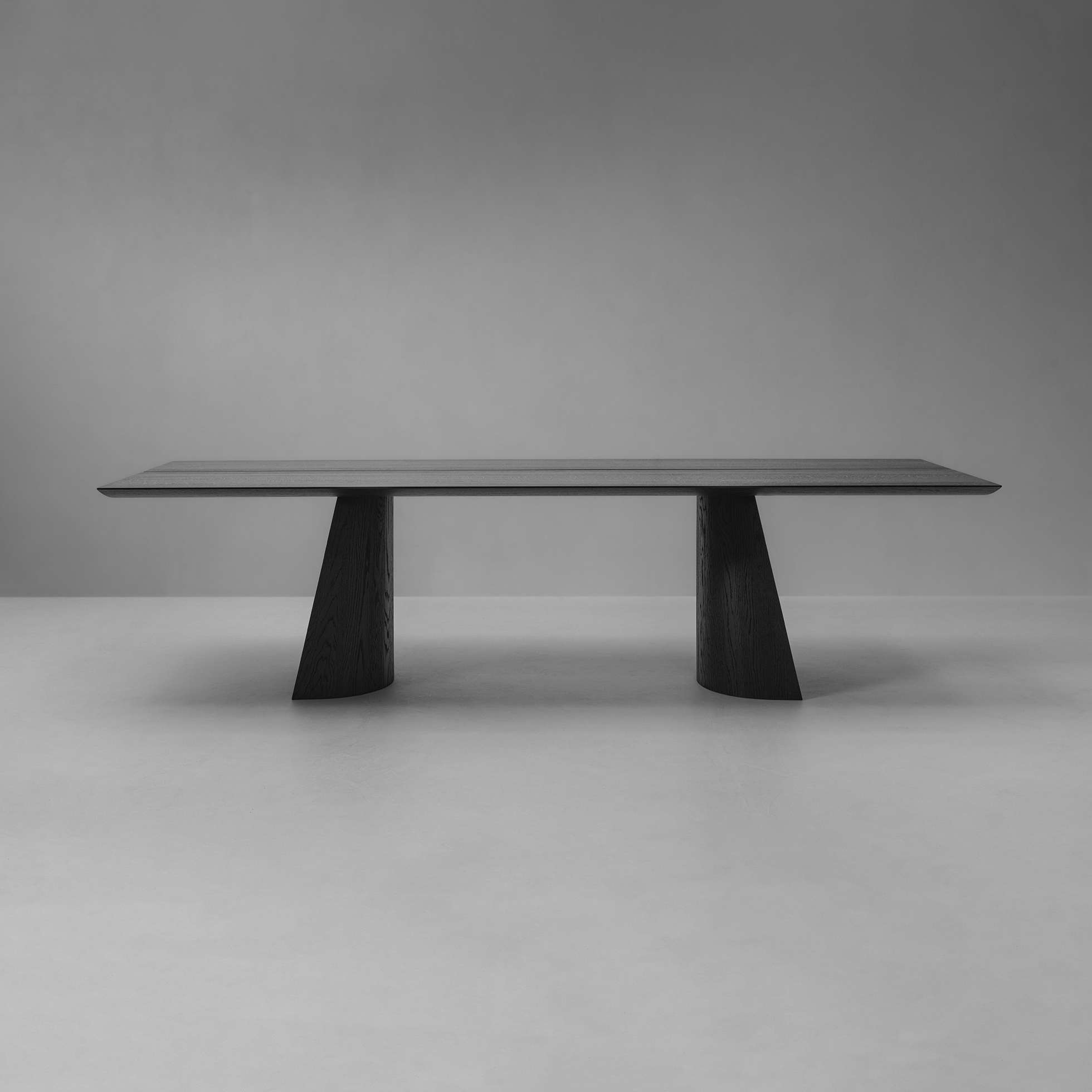 Mostrar el producto Got Dining Table Two del fabricante Van Rossum
