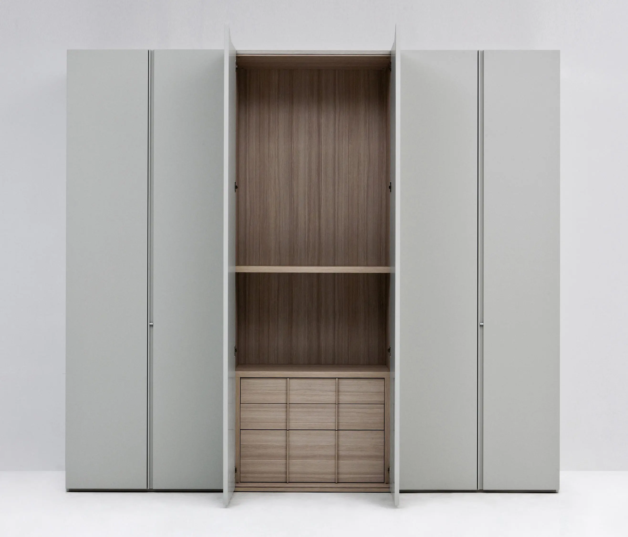 Former - App/App Silence