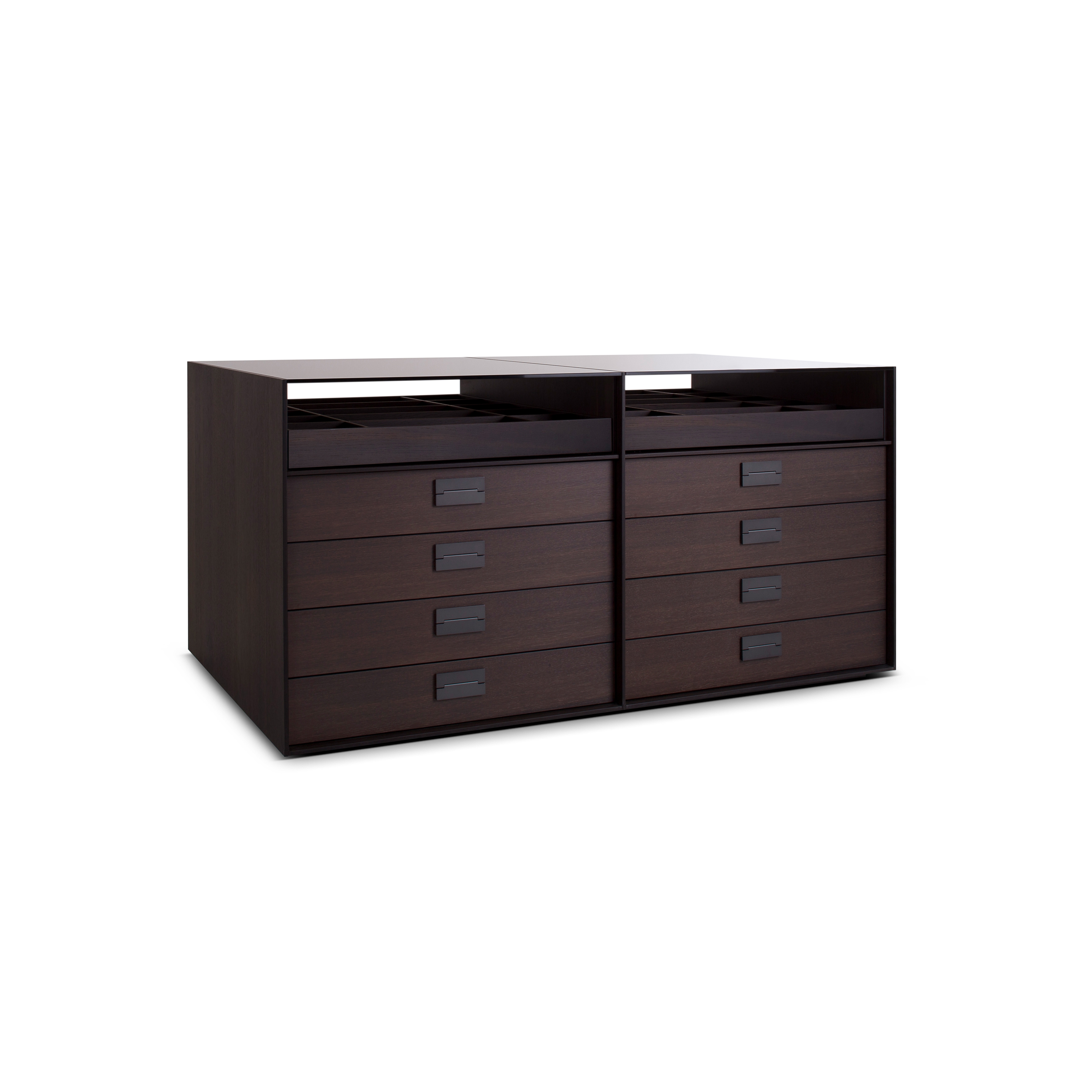 Display product Ari from manufacturer Former