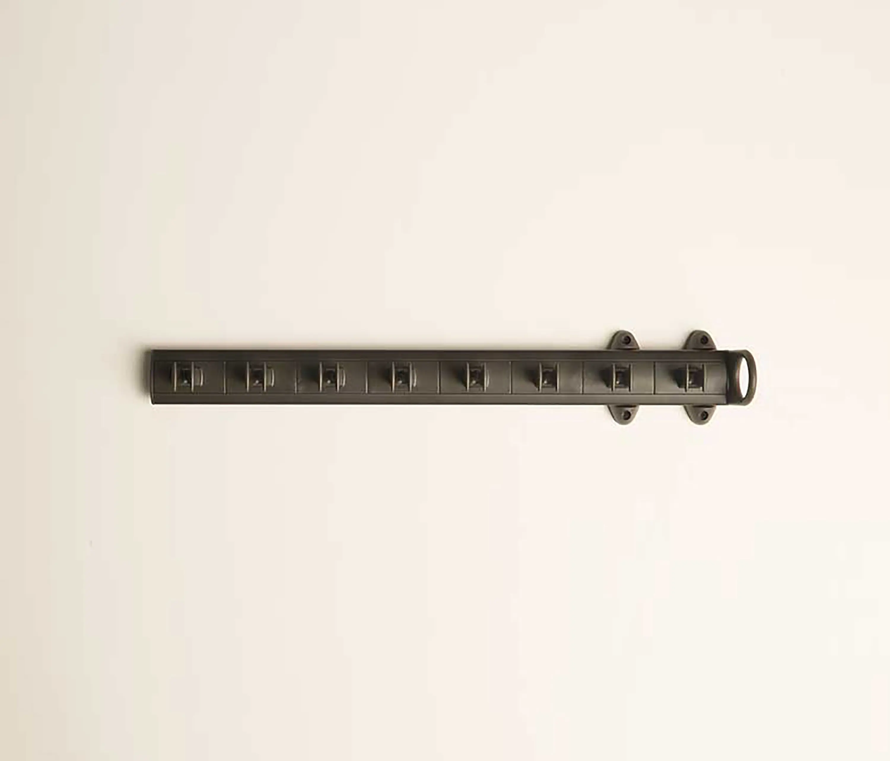 Former - Pull-Out Belt Rack