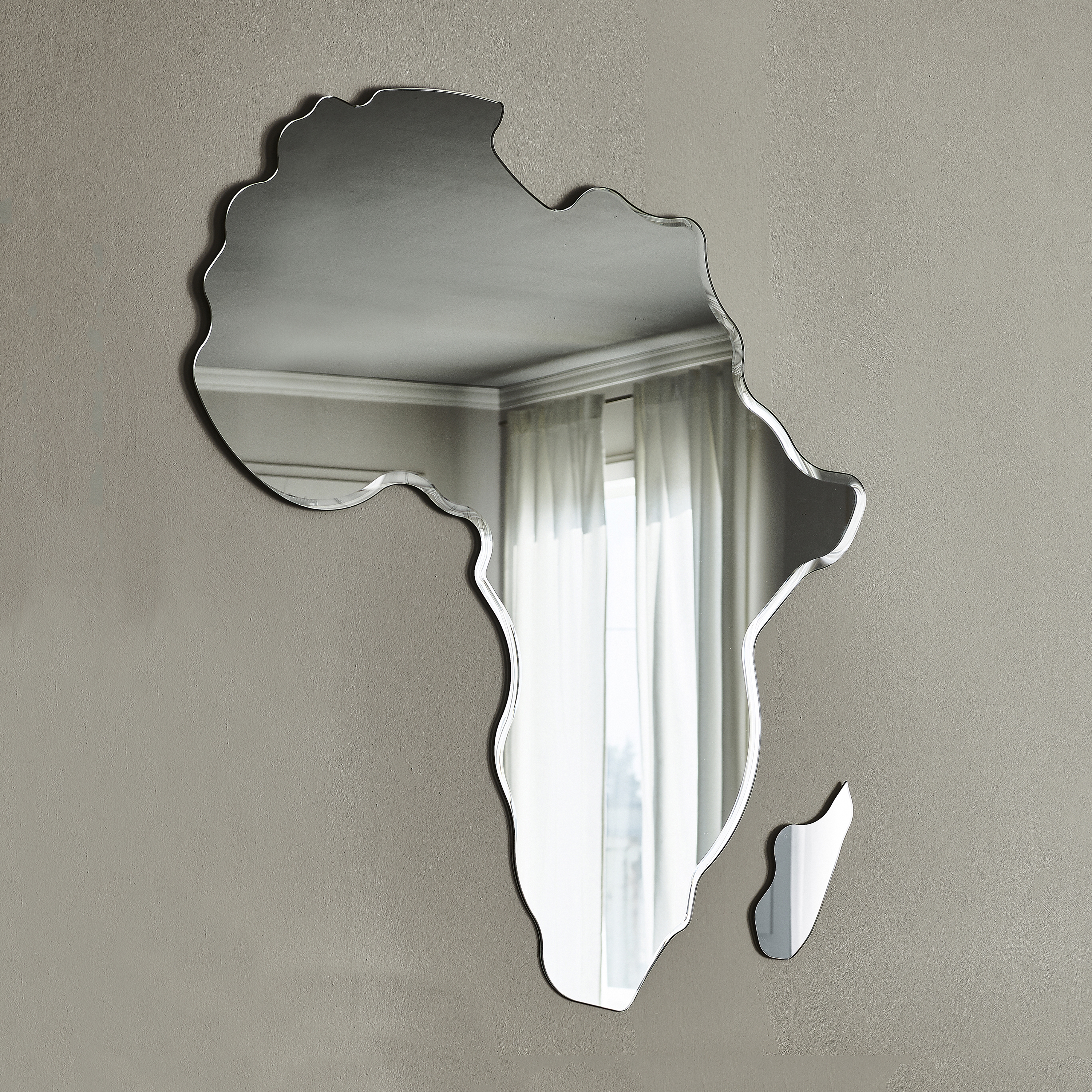 Display product Africa from manufacturer Cattelan Italia