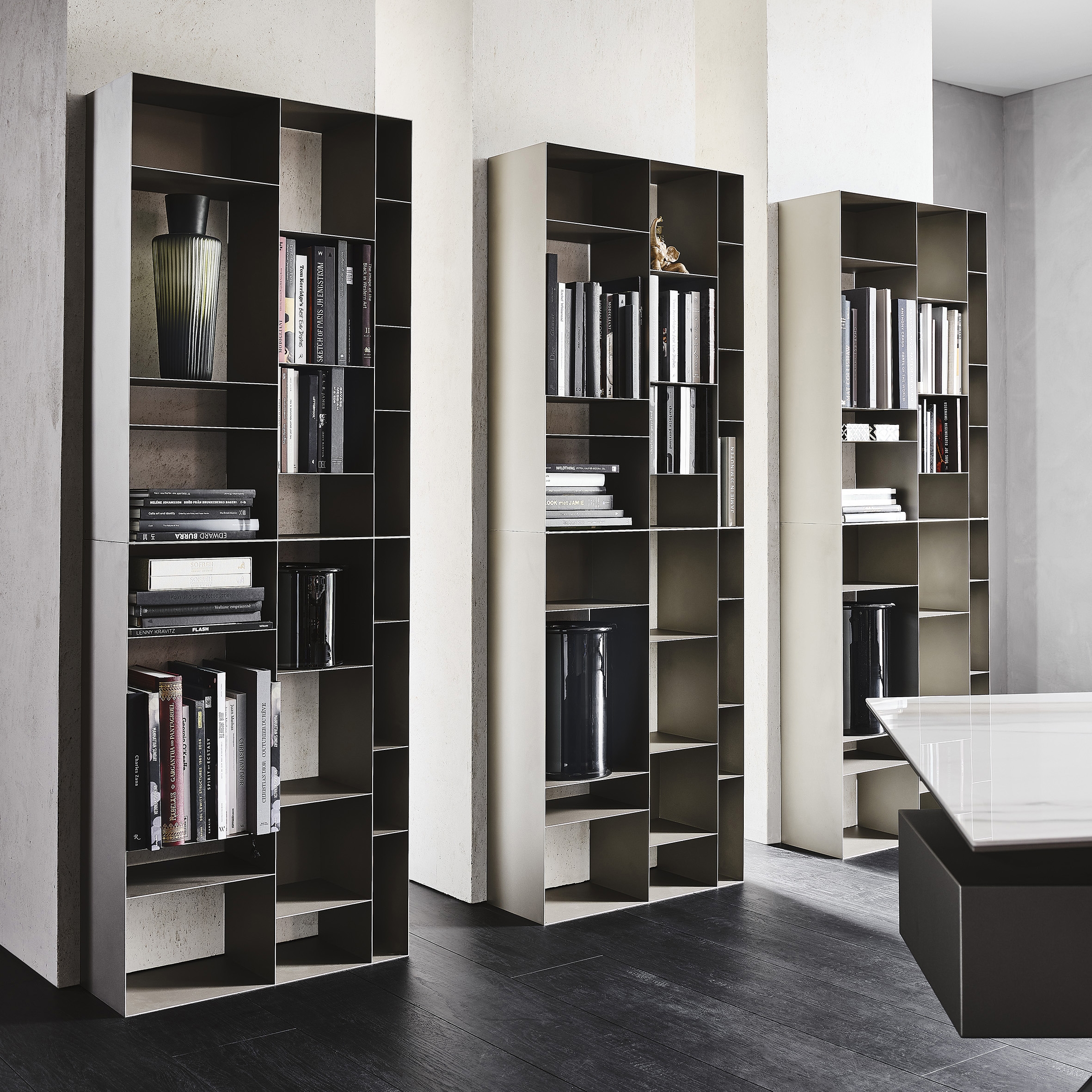 Display product Latitude from manufacturer Cattelan Italia