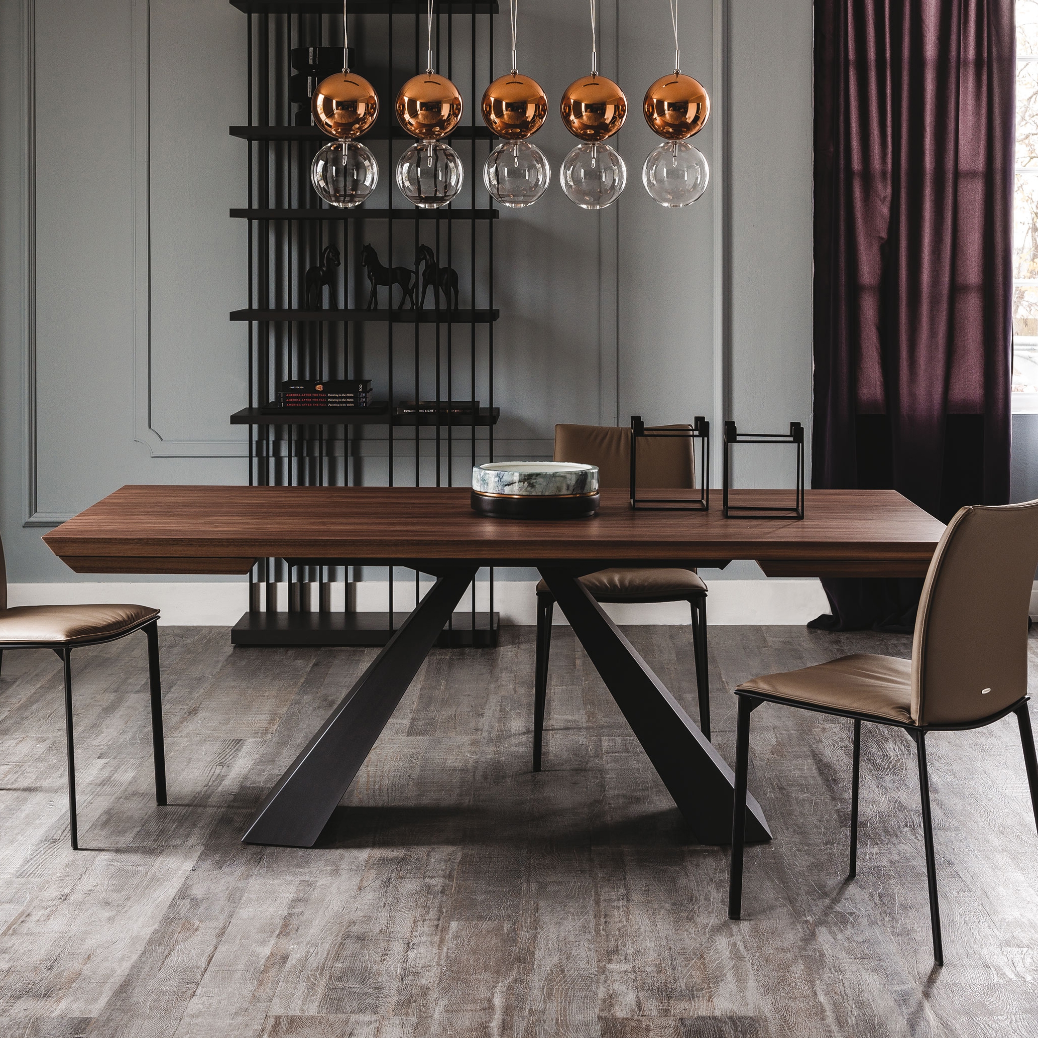 Vertoon produk Eliot Wood Drive van vervaardiger Cattelan Italia