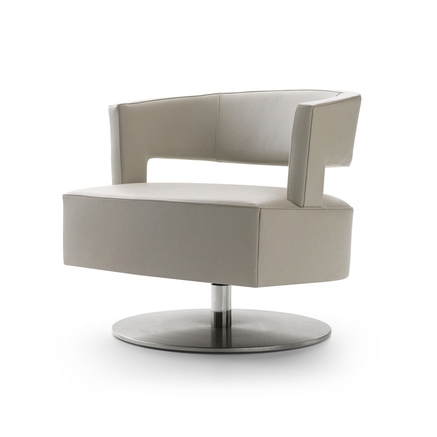 Mostra il prodotto Saba Armchair del produttore MACAZZ LIVING INTERIORS