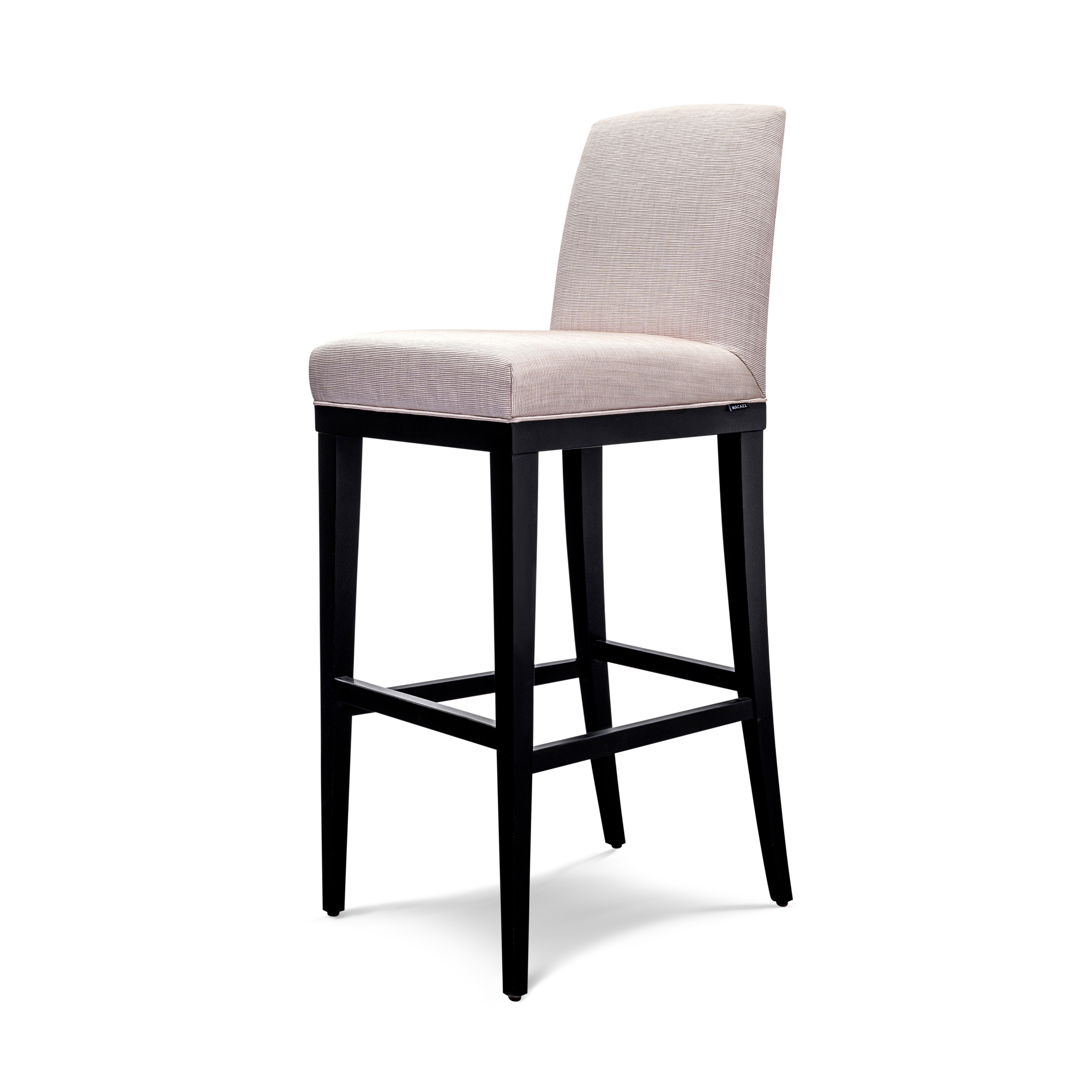 Mostra il prodotto Familia BC del produttore MACAZZ LIVING INTERIORS