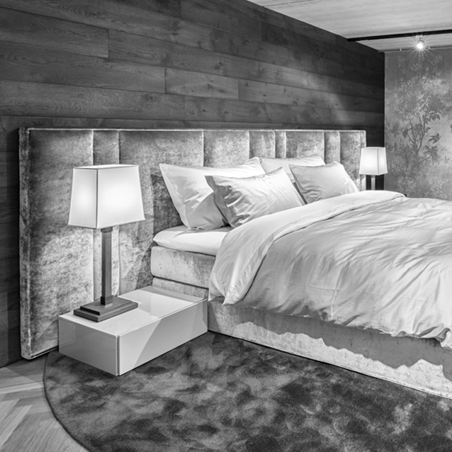 Mostrar el producto Funky Stripes del fabricante MACAZZ LIVING INTERIORS