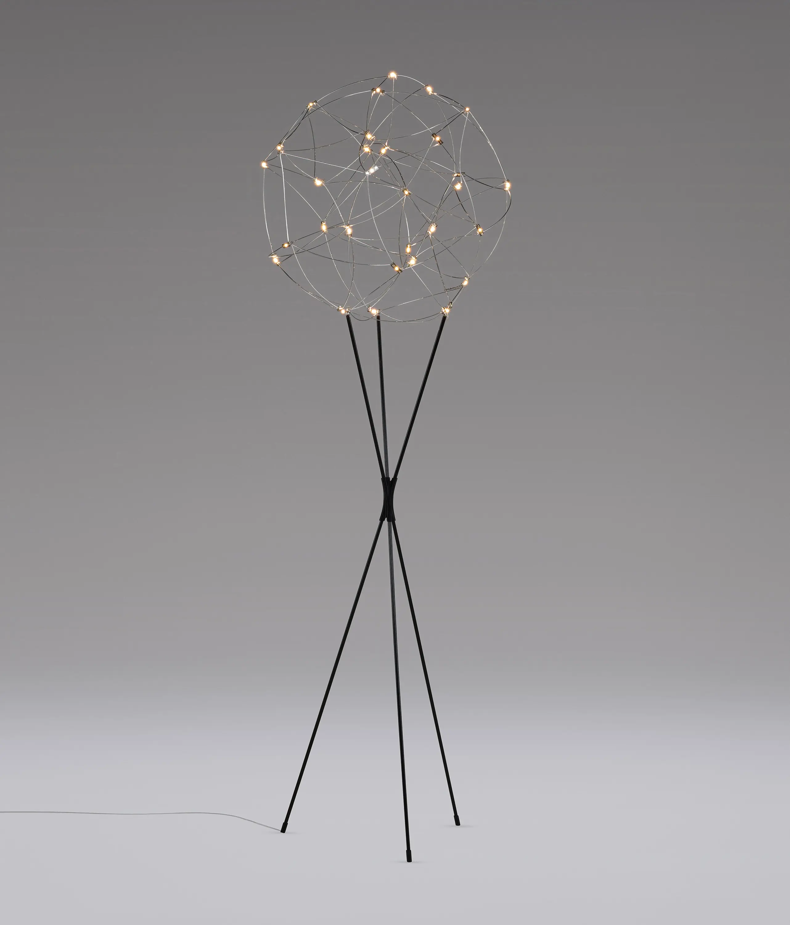 Quasar - Tess Globe Floor