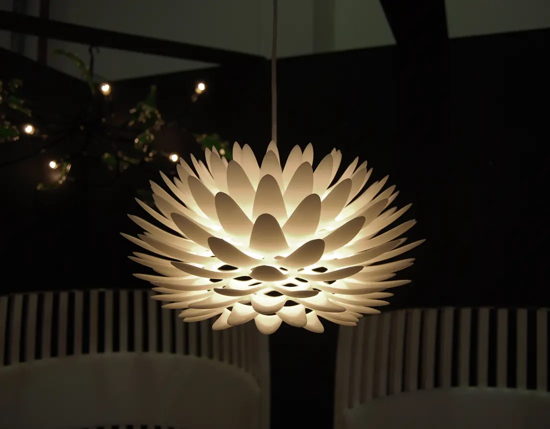 Freedom Of Creation - Palm Hanging