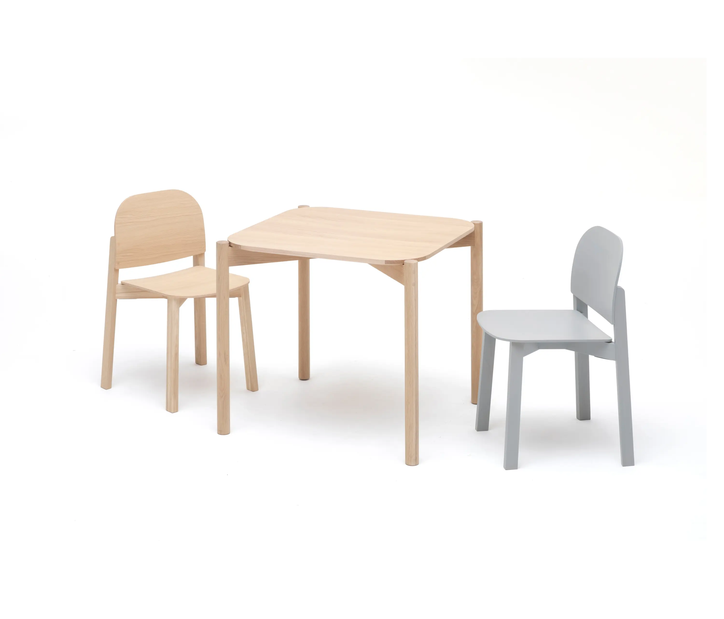 Karimoku New Standard - Castor Table 75