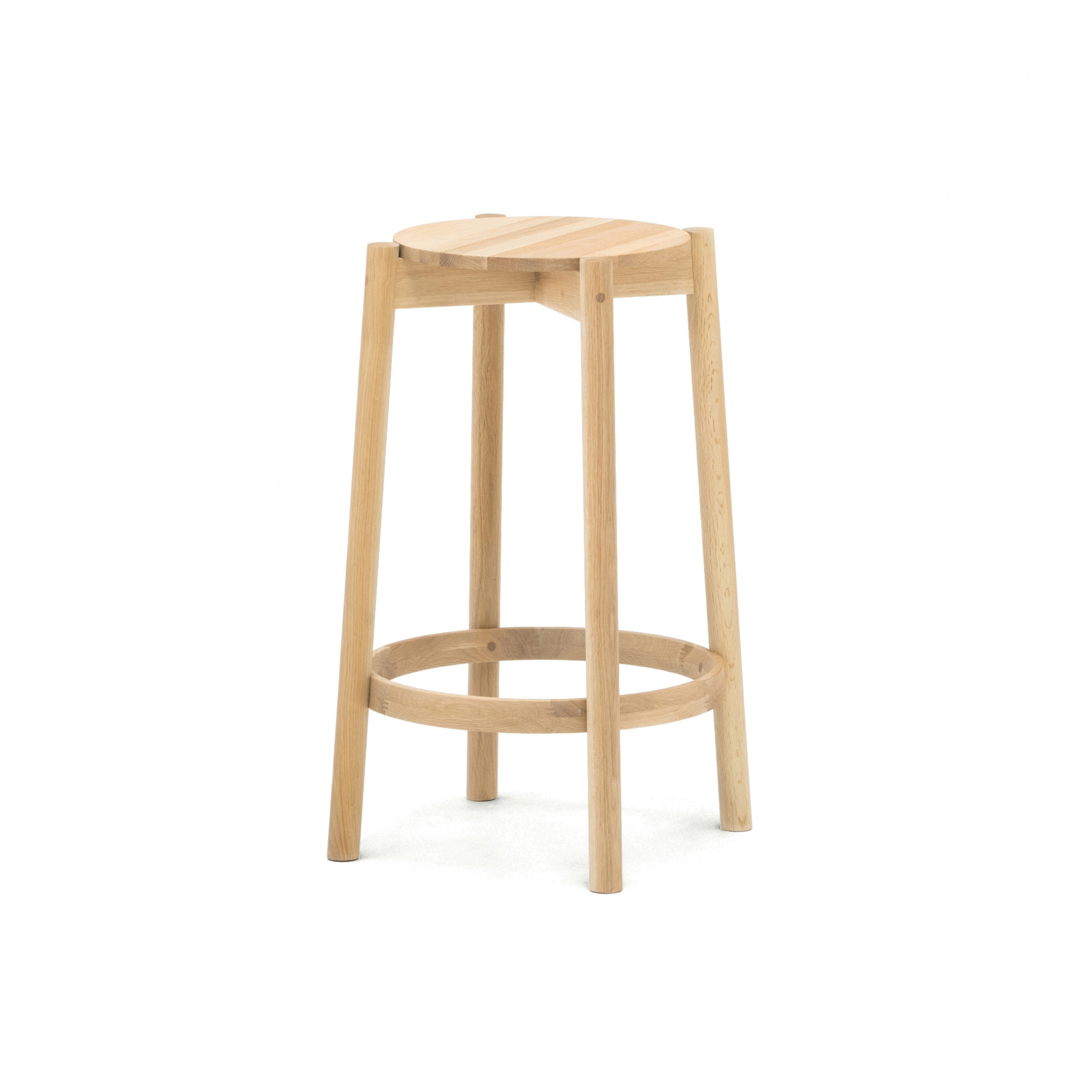 Mostrar el producto Castor Barstool Low del fabricante Karimoku New Standard