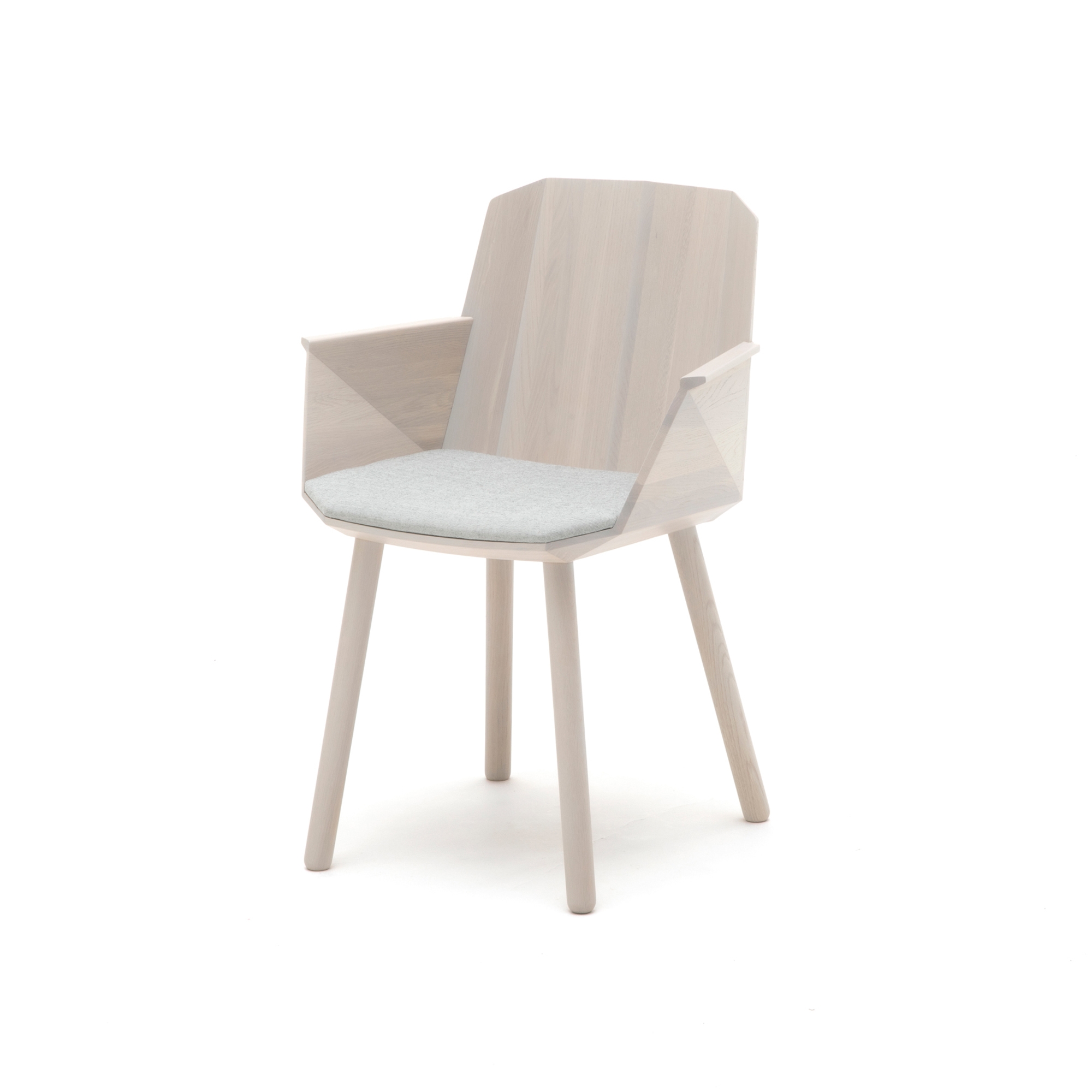 Produkt Colour Wood Armchair des Herstellers Karimoku New Standard anzeigen