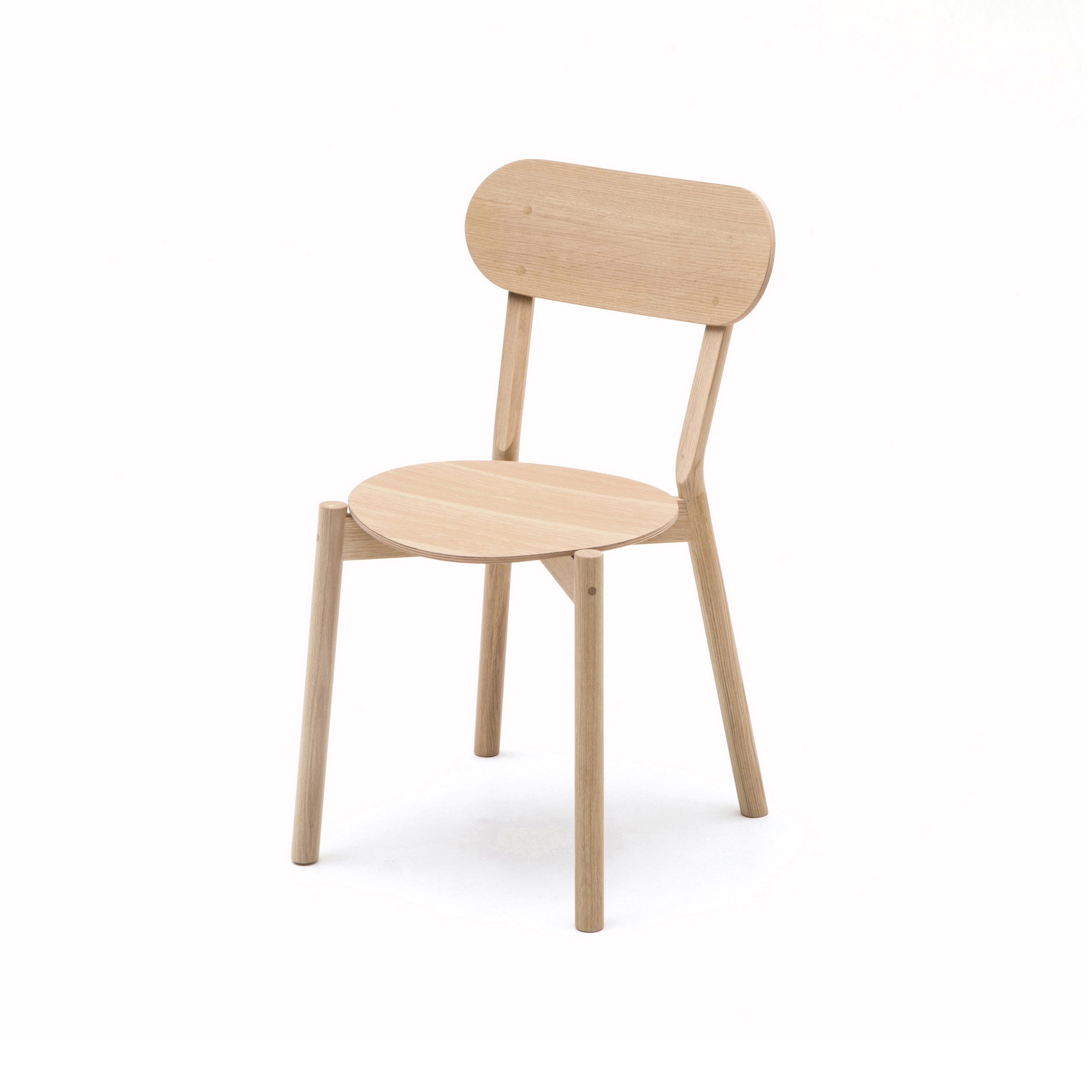 Mostrar el producto Castor Chair Plus del fabricante Karimoku New Standard