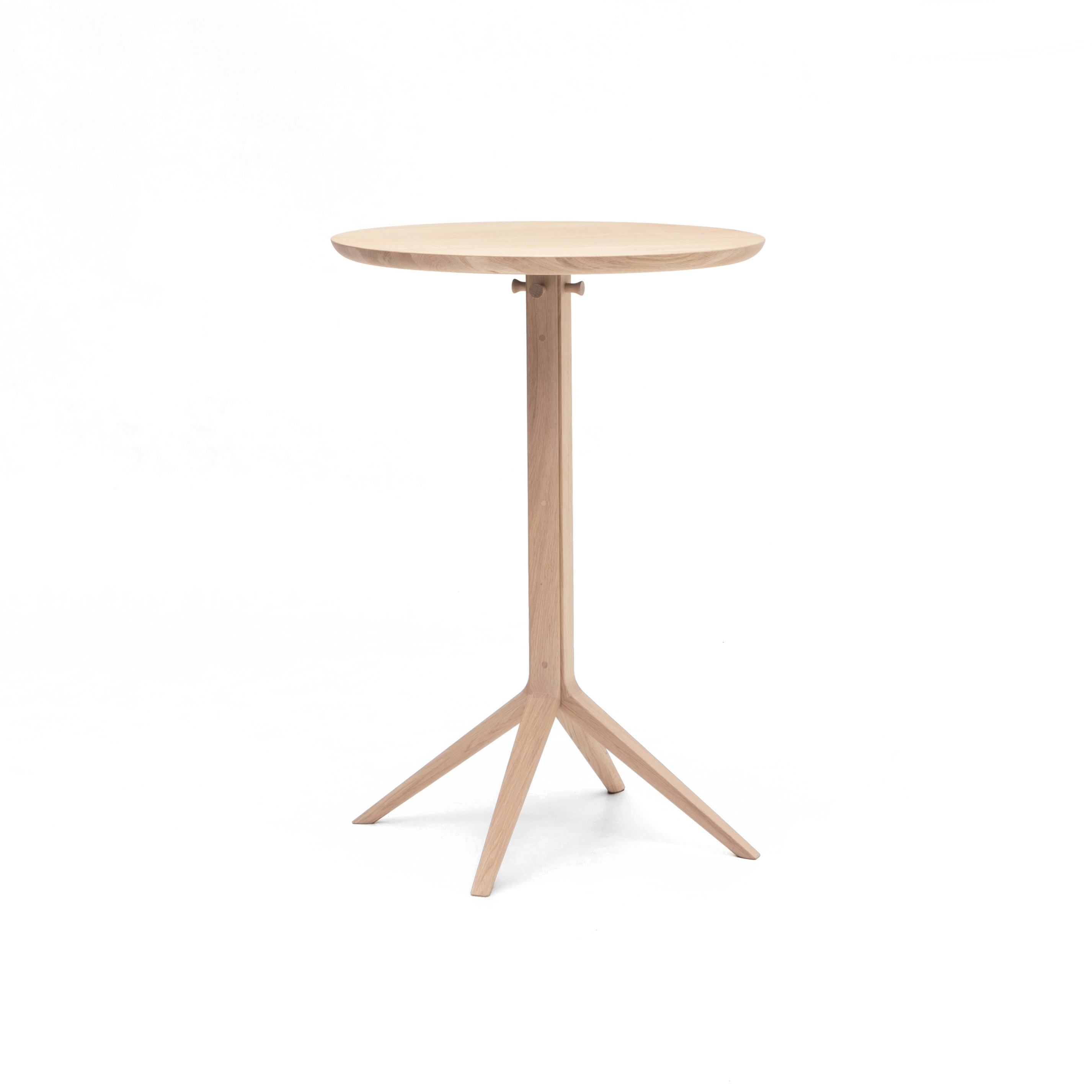 Produkt Scout Bistro Bar Table des Herstellers Karimoku New Standard anzeigen