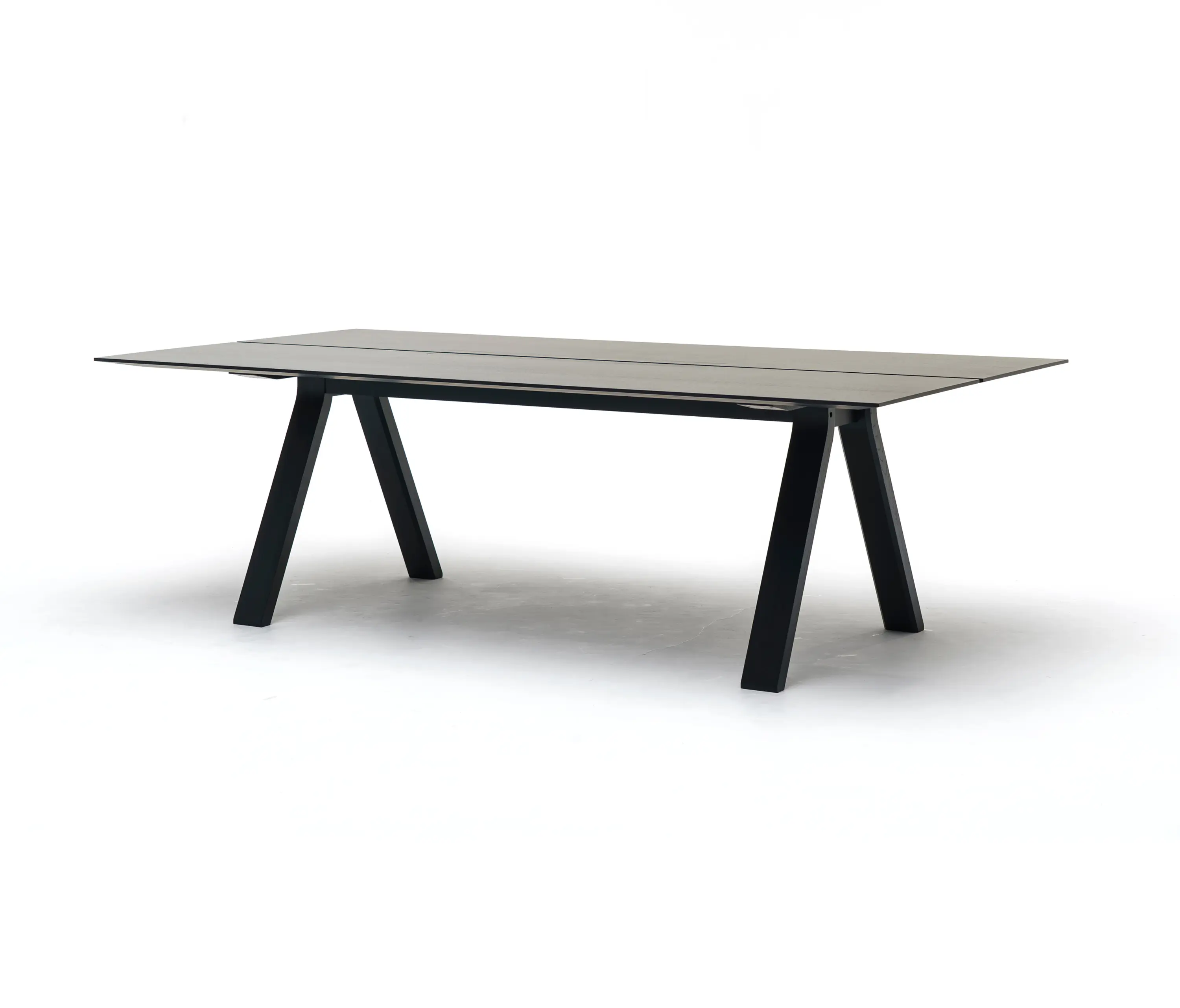 Karimoku New Standard - Spectrum Workstation ST 240