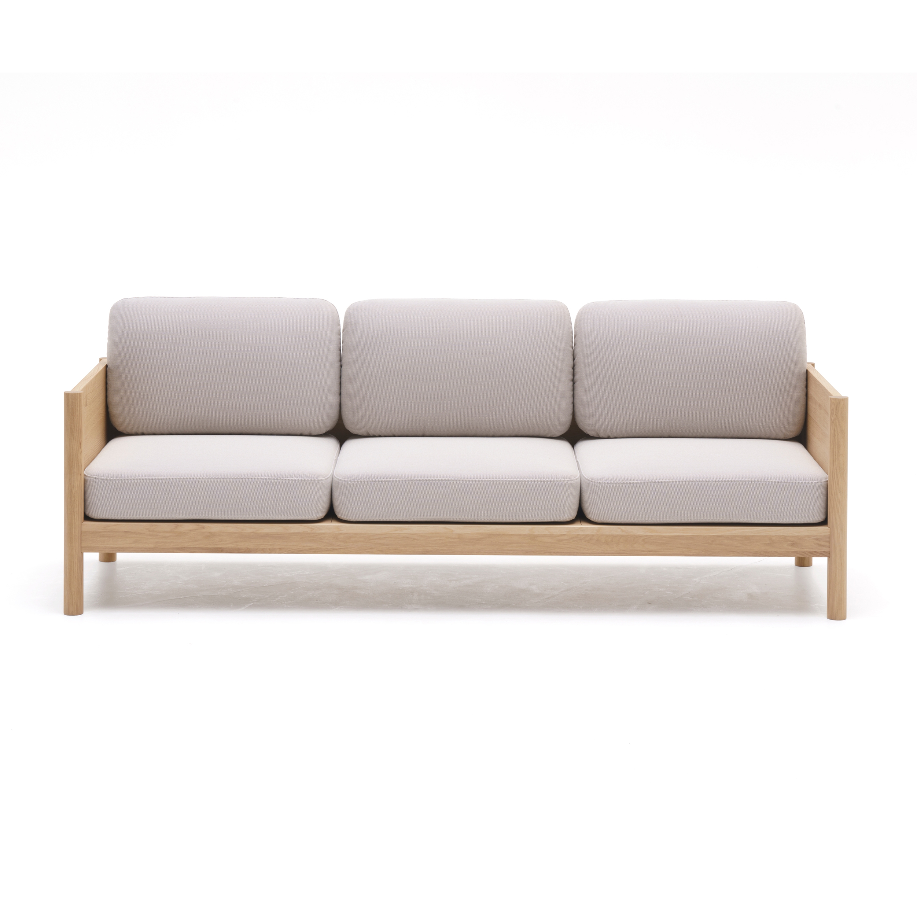 Display product Castor Lobby Sofa 3-Seater from manufacturer Karimoku New Standard