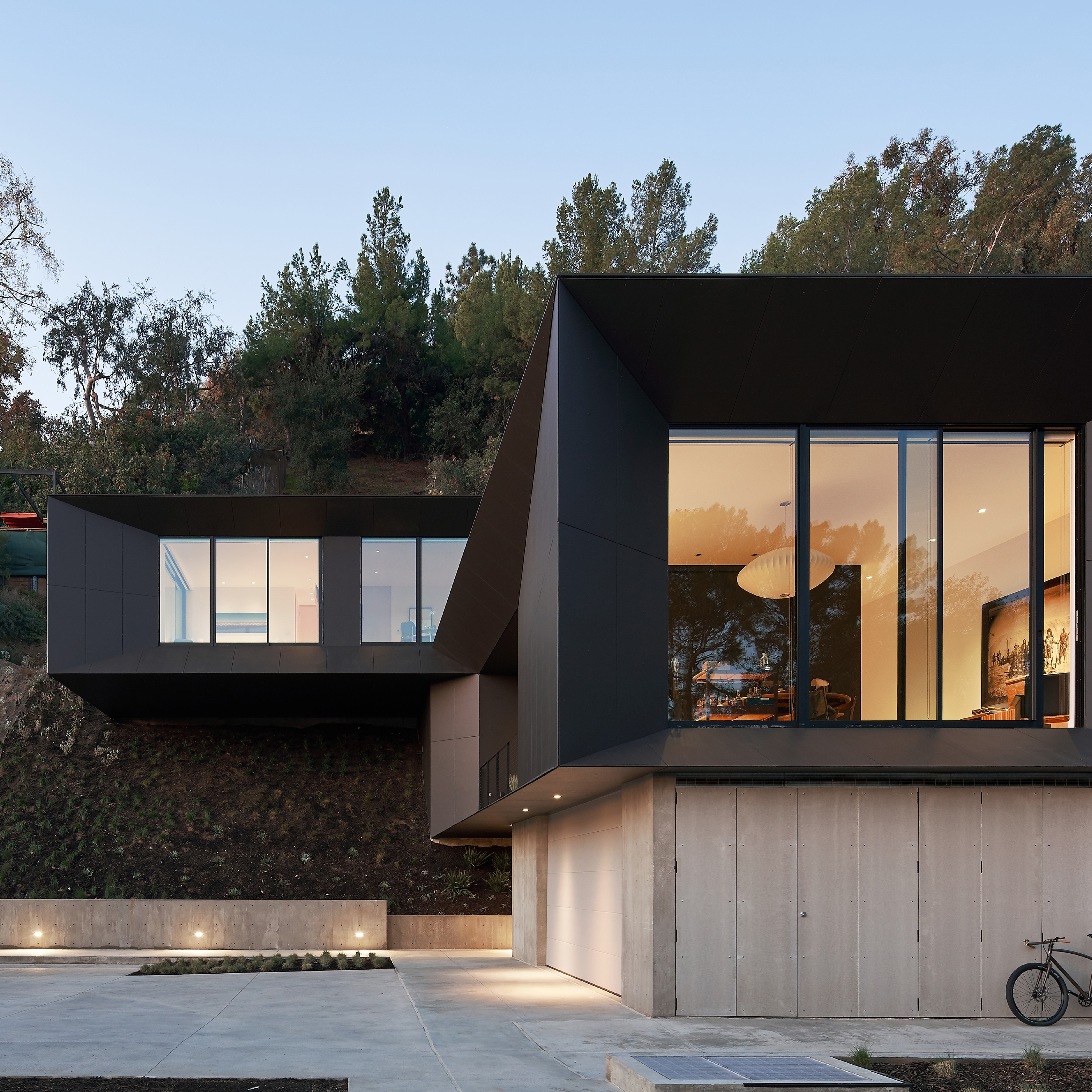 FACADES