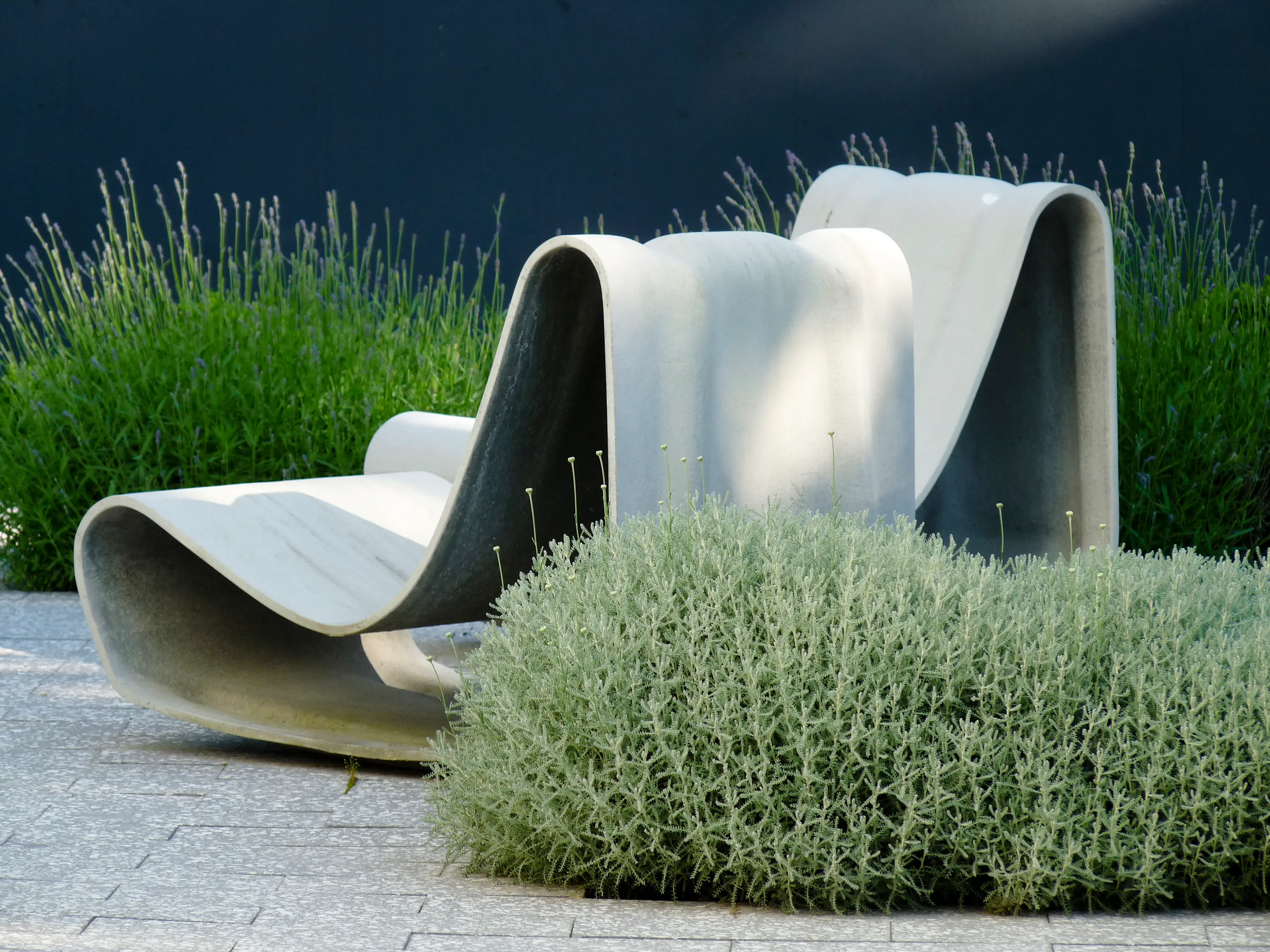 Swisspearl Schweiz AG - Garden | Kolonna