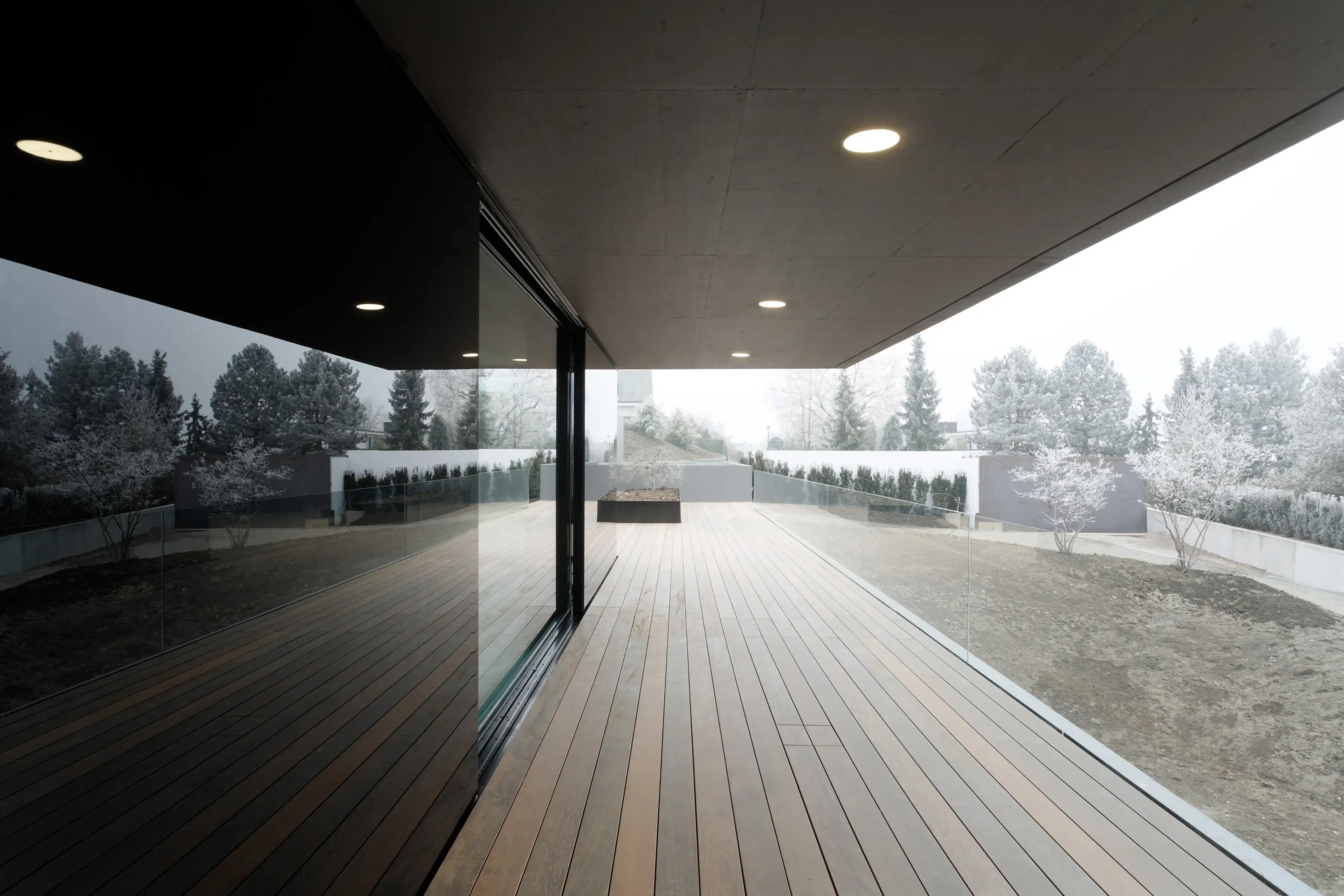 gallery-slide-1