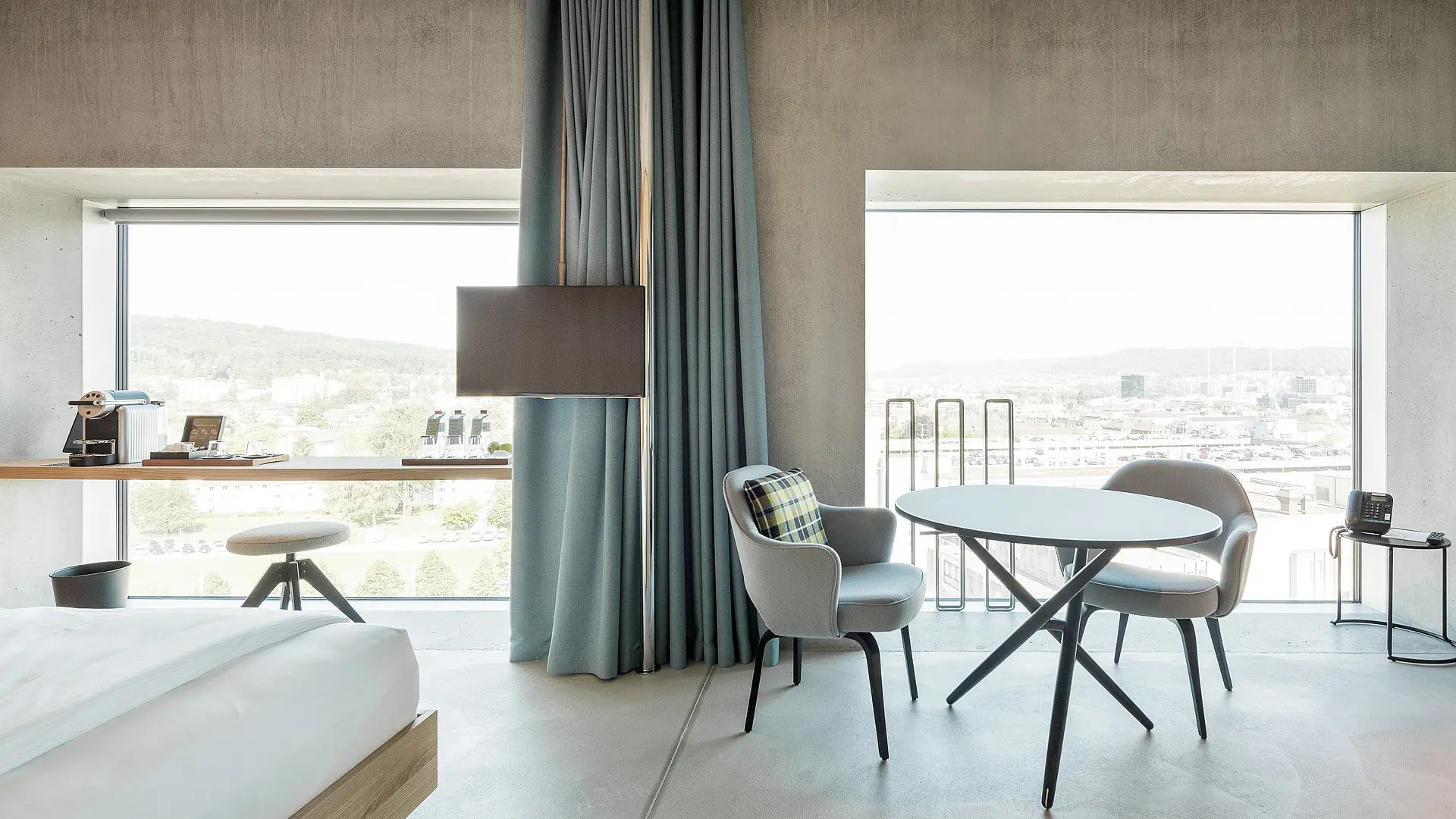 SLIDING WINDOWS FOR HIGH-RISE BUILDINGS - Window types from air-lux ...