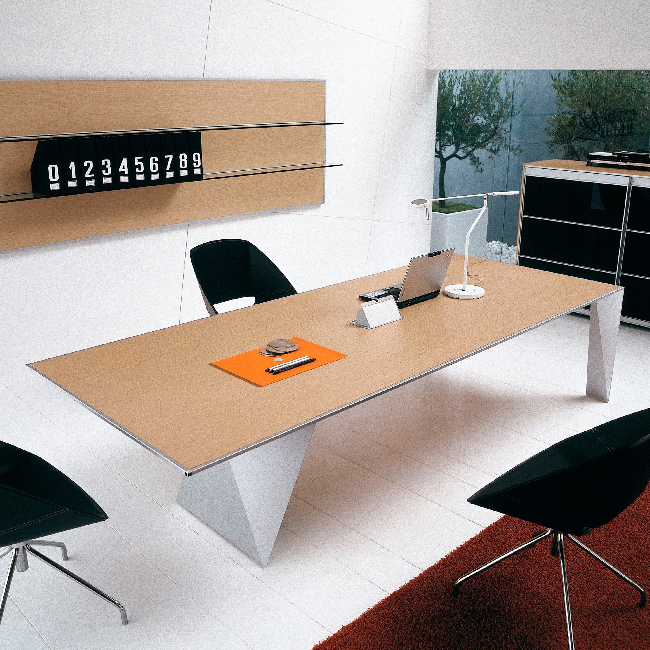 Display product Eracle from manufacturer ALEA