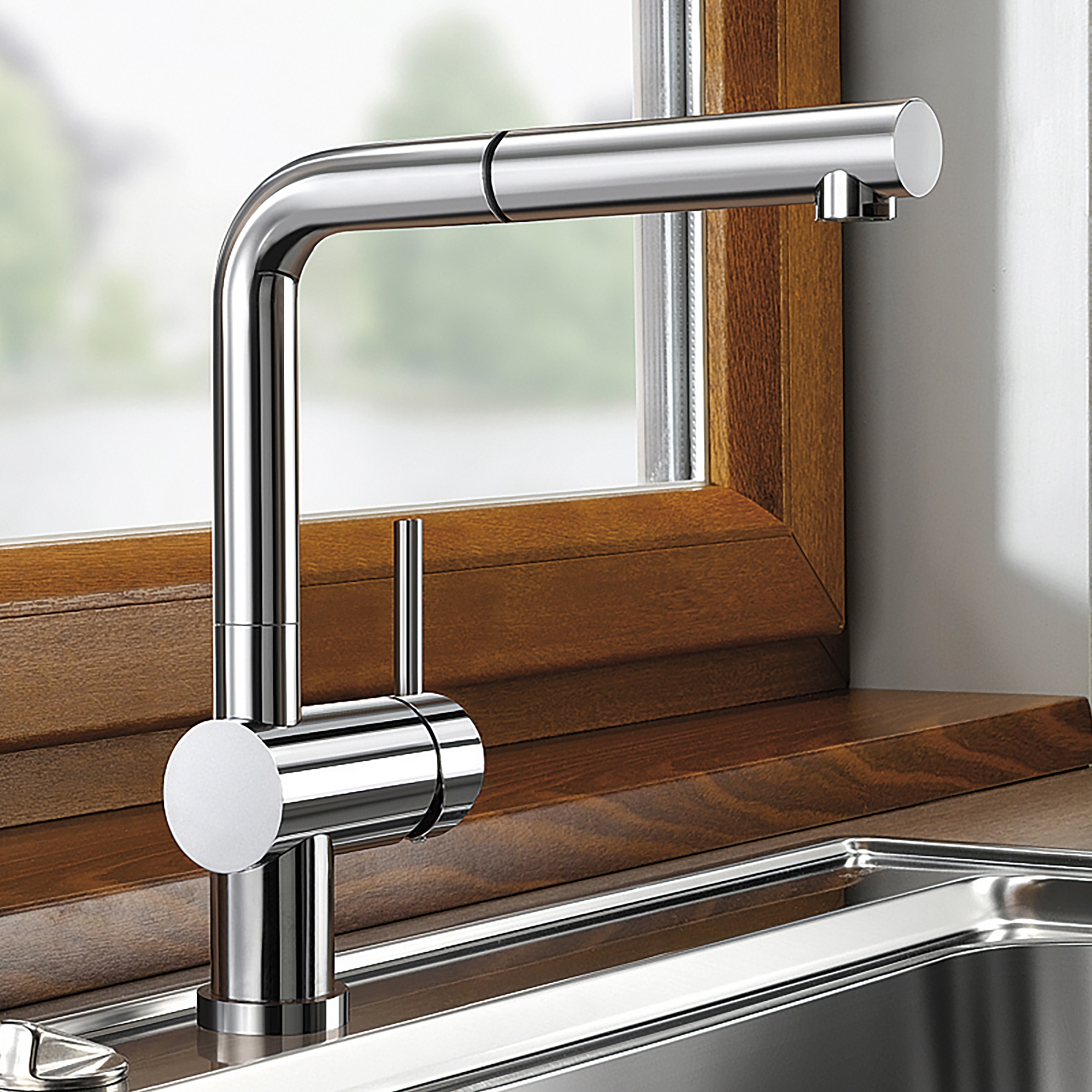 KITCHEN TAPS