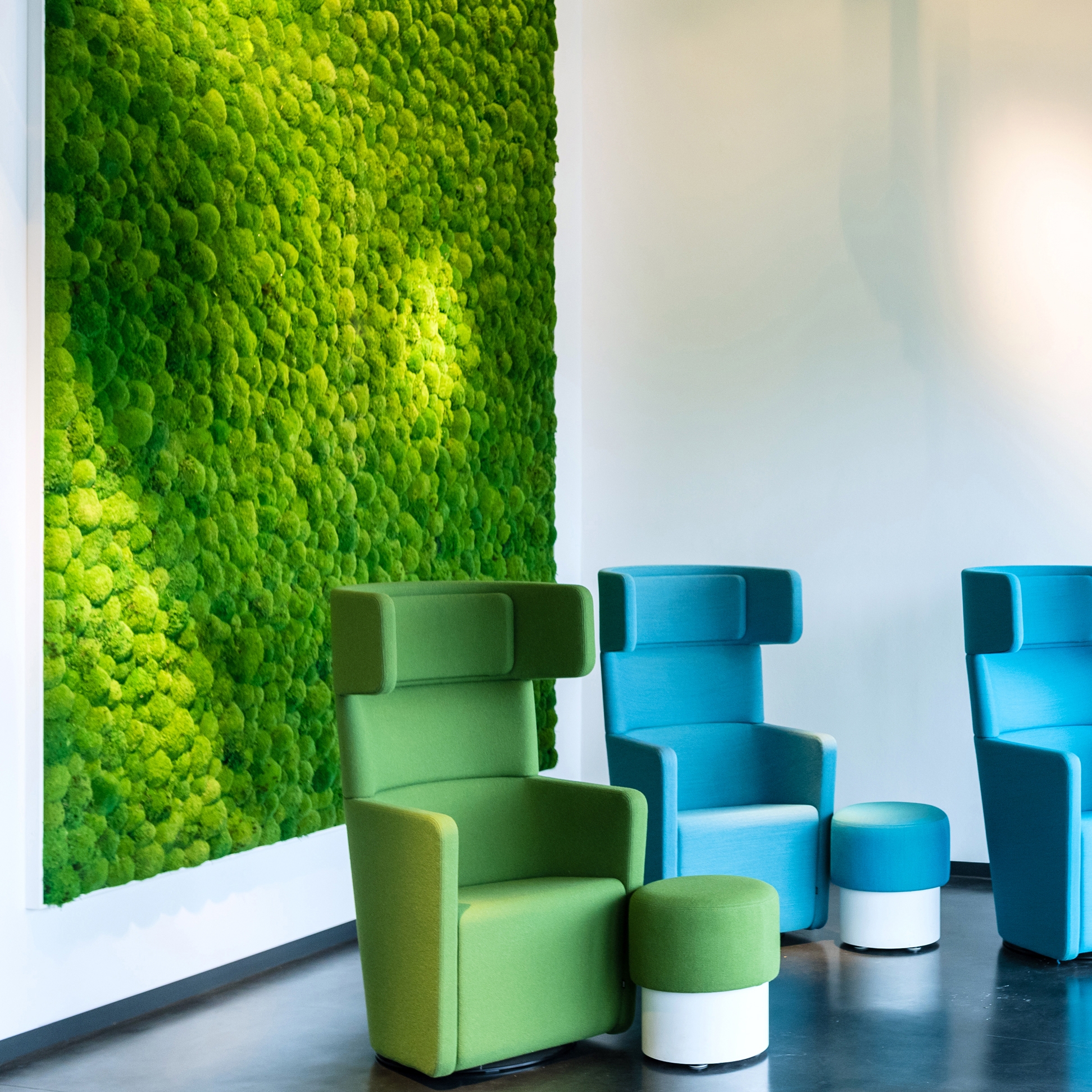 Display product Greenhill Moss walls from manufacturer Freund