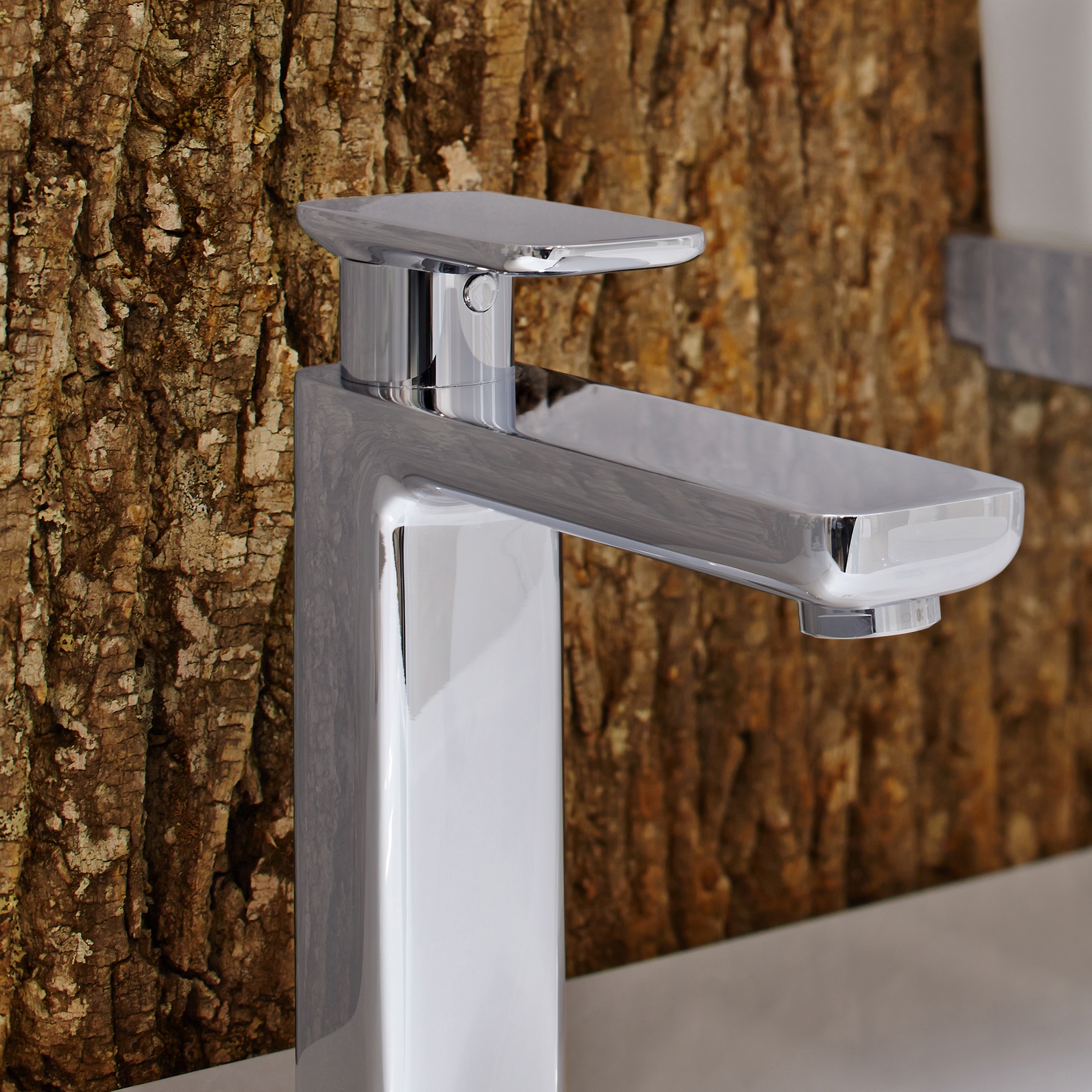 Mostrar el producto Bark House® Poplar Bark Wall Panels del fabricante Freund