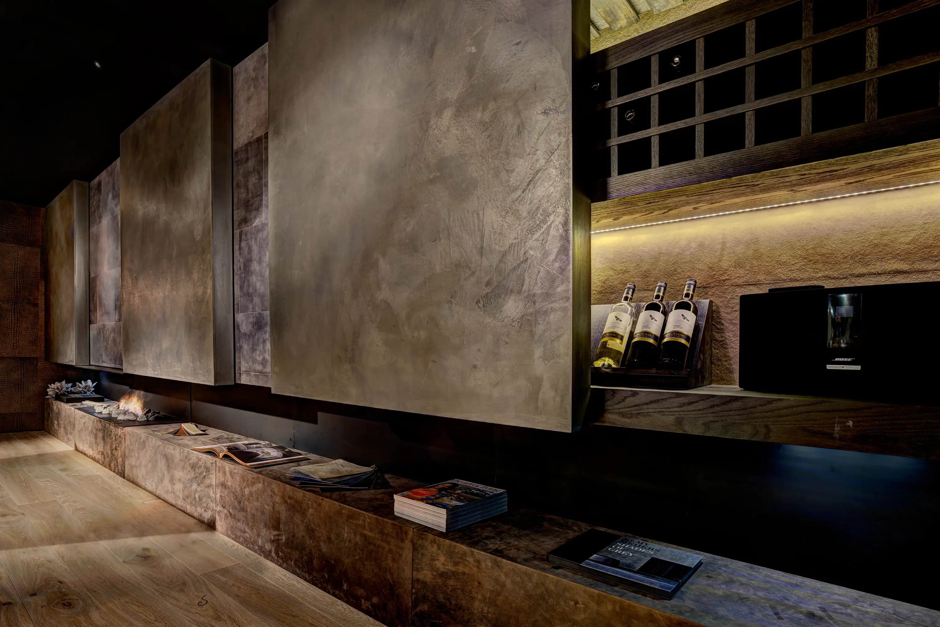 Freund - Leather wall