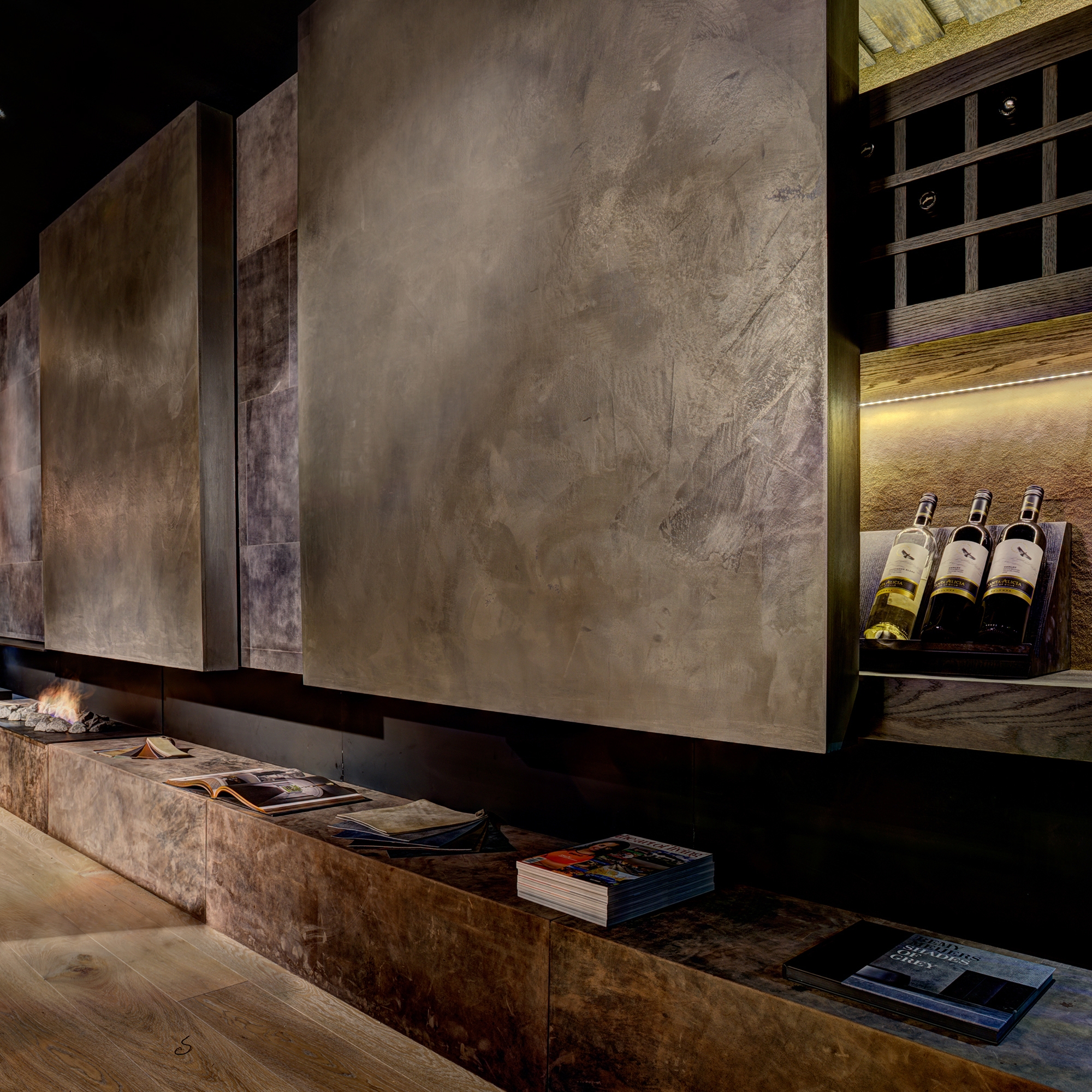 Display product Leather wall from manufacturer Freund