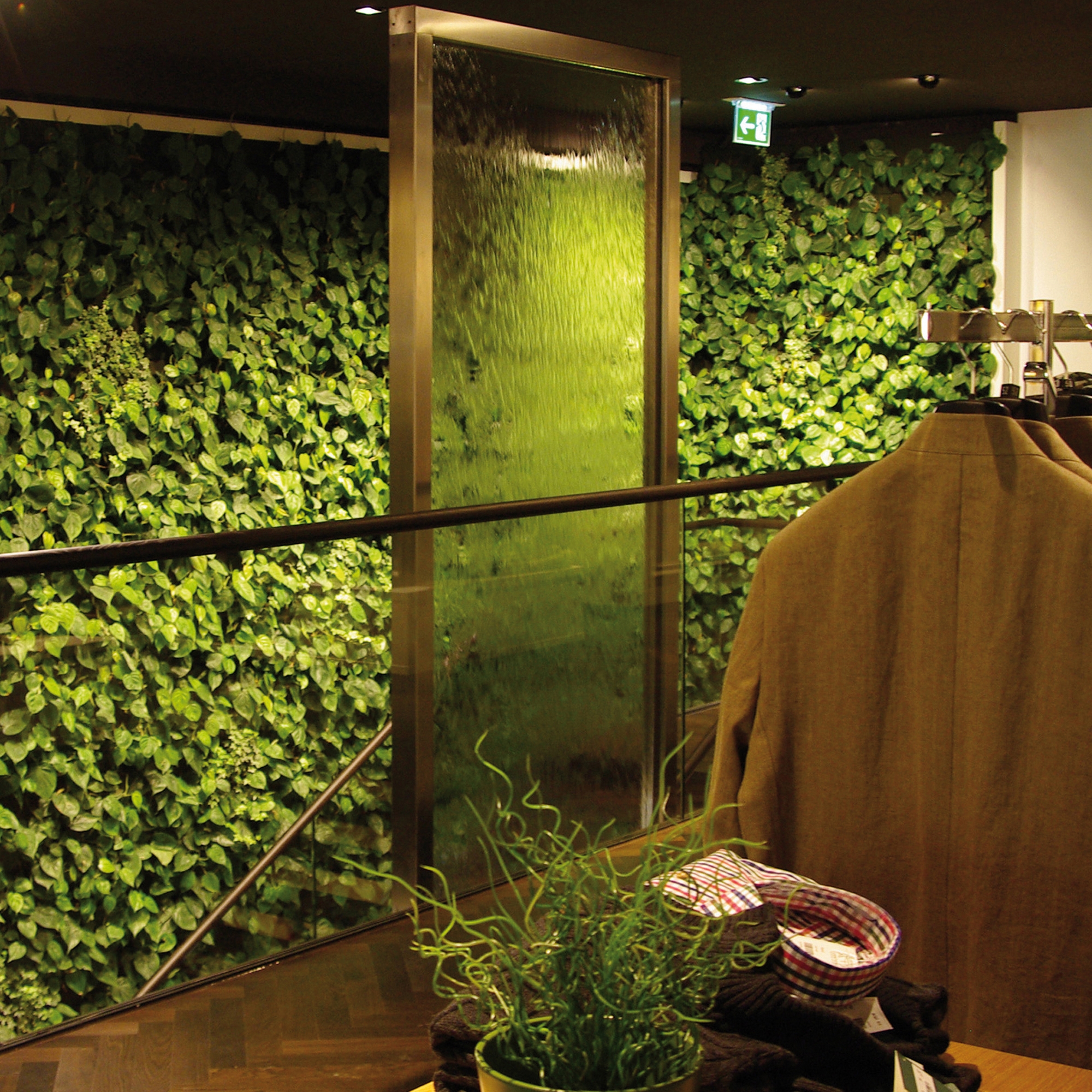 Mostra il prodotto Water wall del produttore Freund