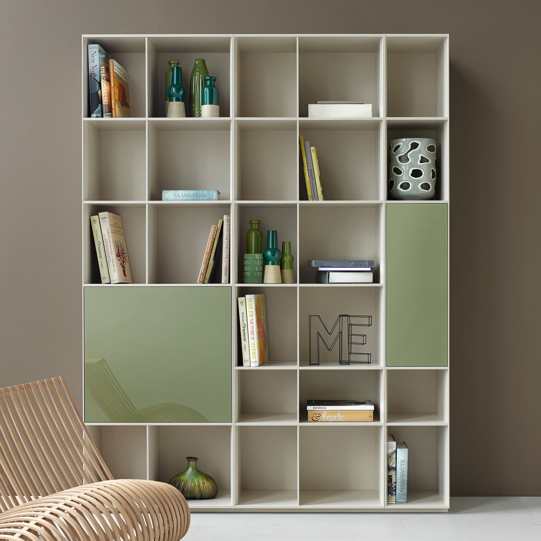 Display product Nex Shelf from manufacturer Piure