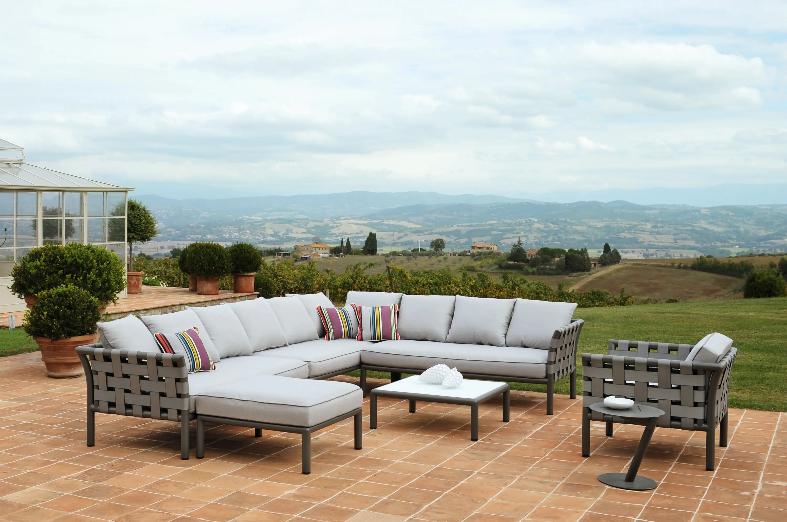 Rausch Classics - Pipe Lounge chair with footstool