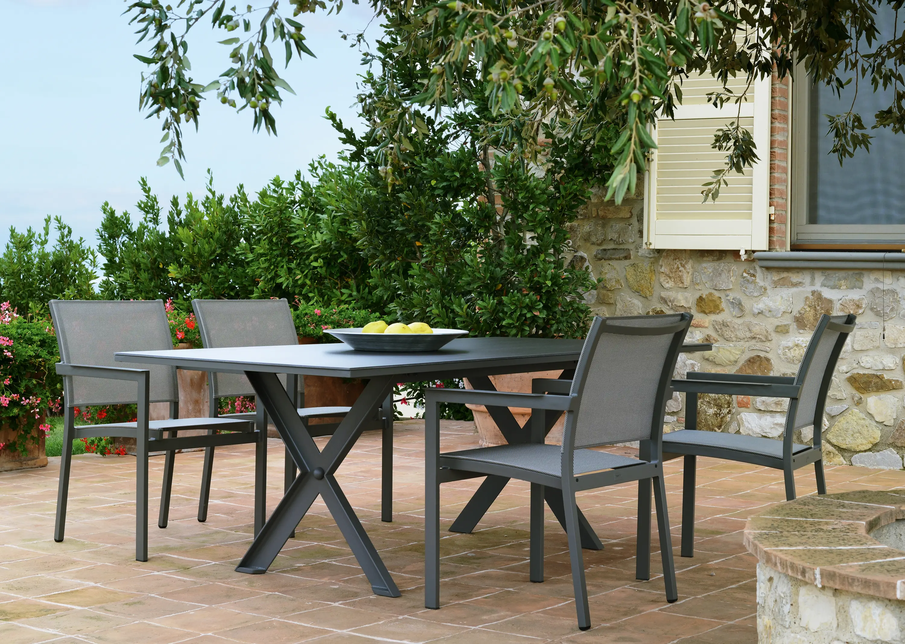 Rausch Classics - Country Side table