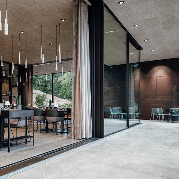 Display product Cero III from manufacturer Solarlux