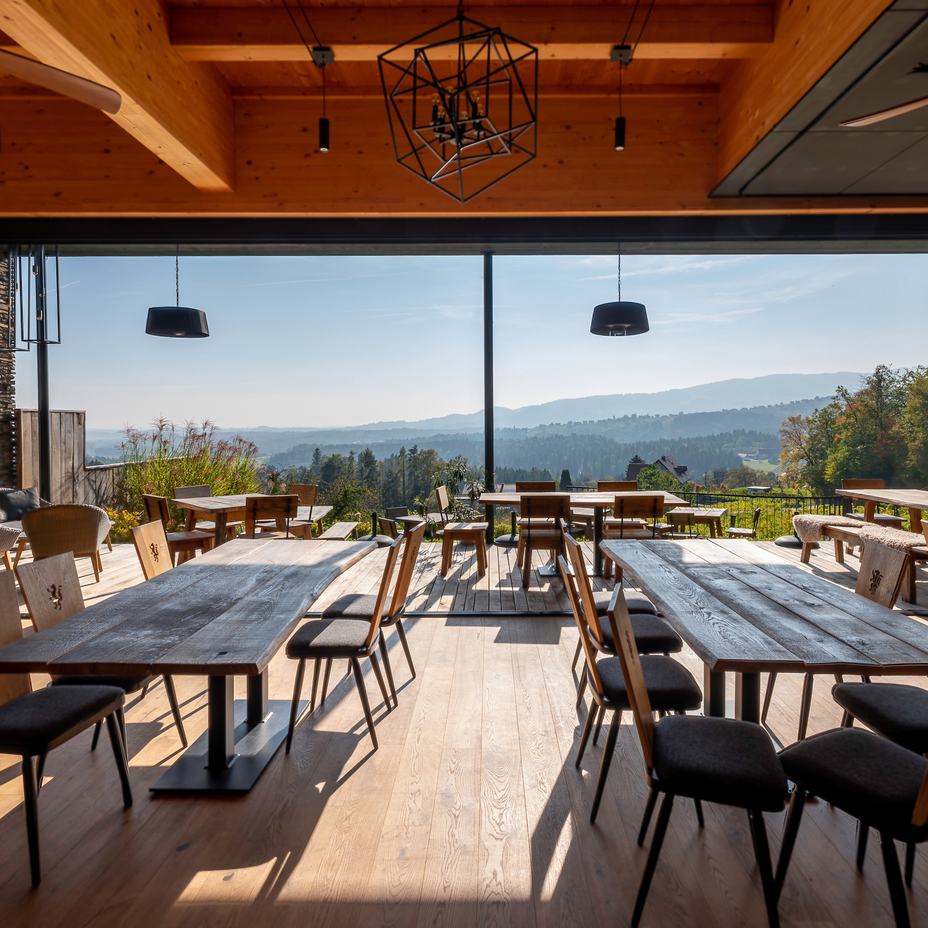 Produkt Glas-Faltwand Highline | Highline des Herstellers Solarlux anzeigen