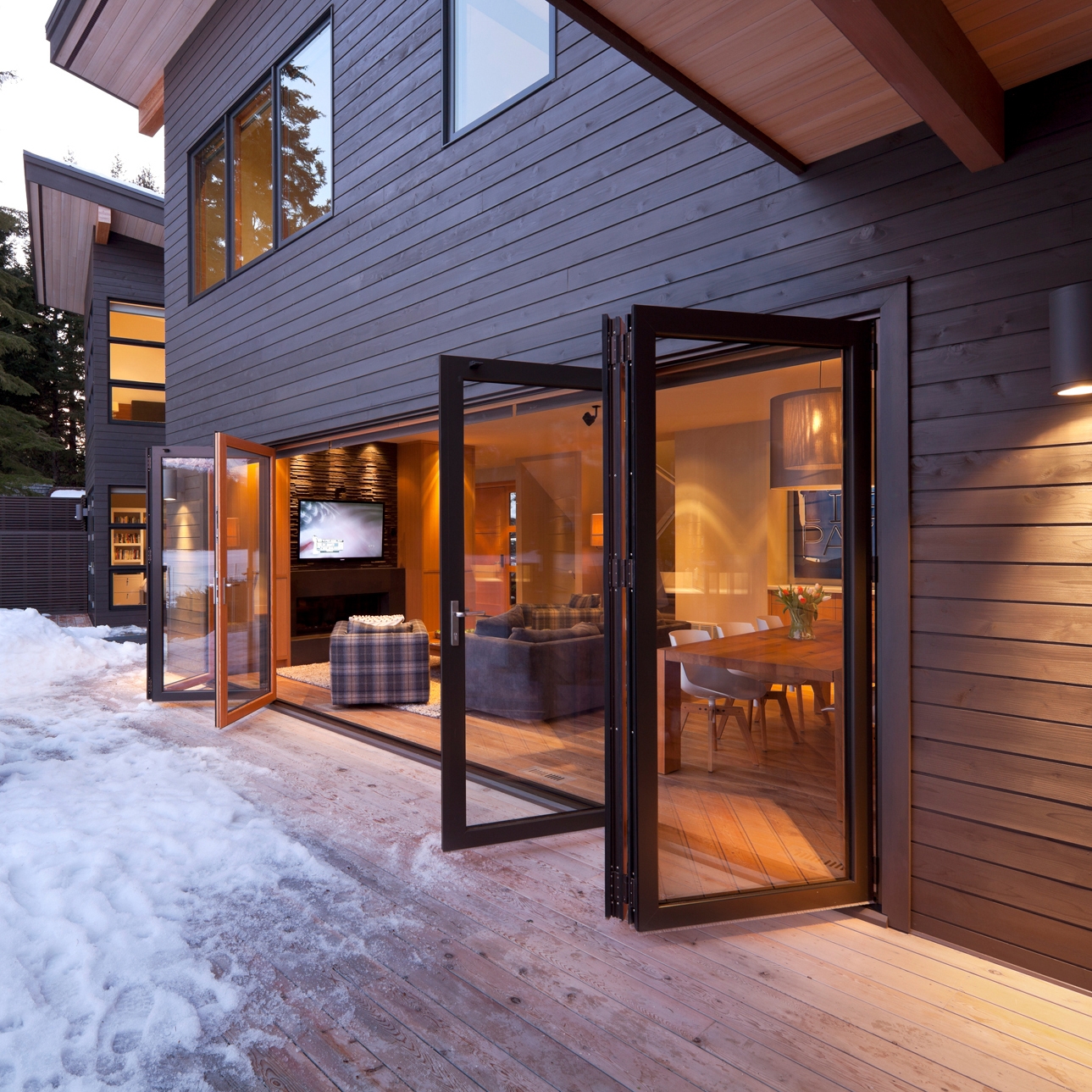 Display product Bi-folding Door Combiline | Combiline from manufacturer Solarlux