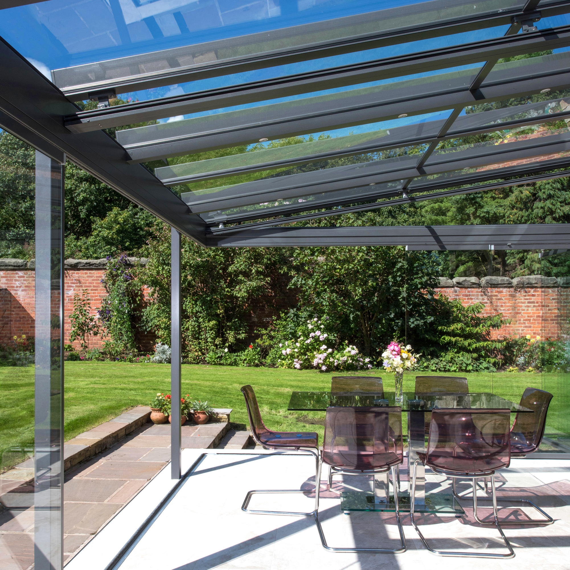 Display product SDL Atrium Plus from manufacturer Solarlux
