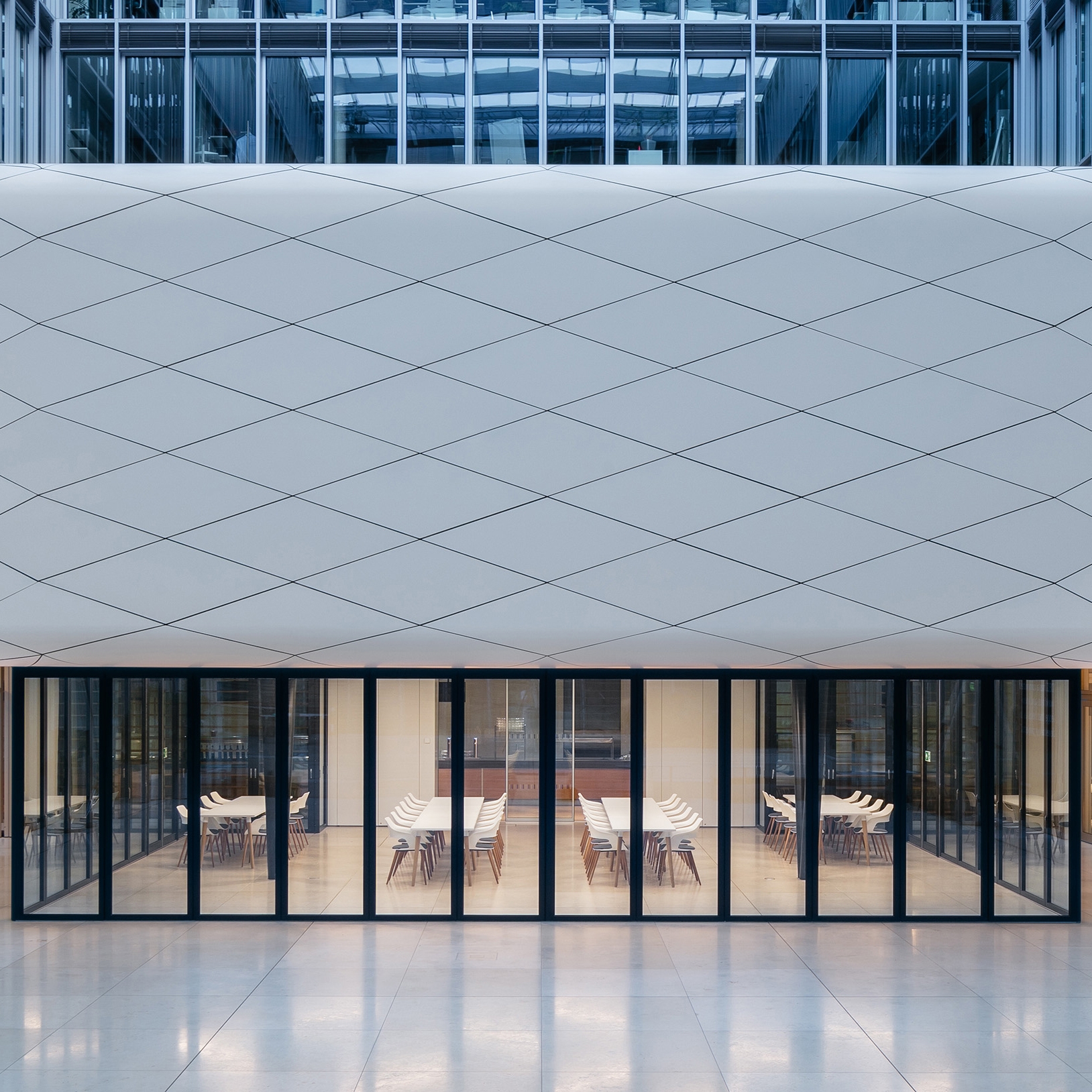 Display product SL 60-HSW from manufacturer Solarlux