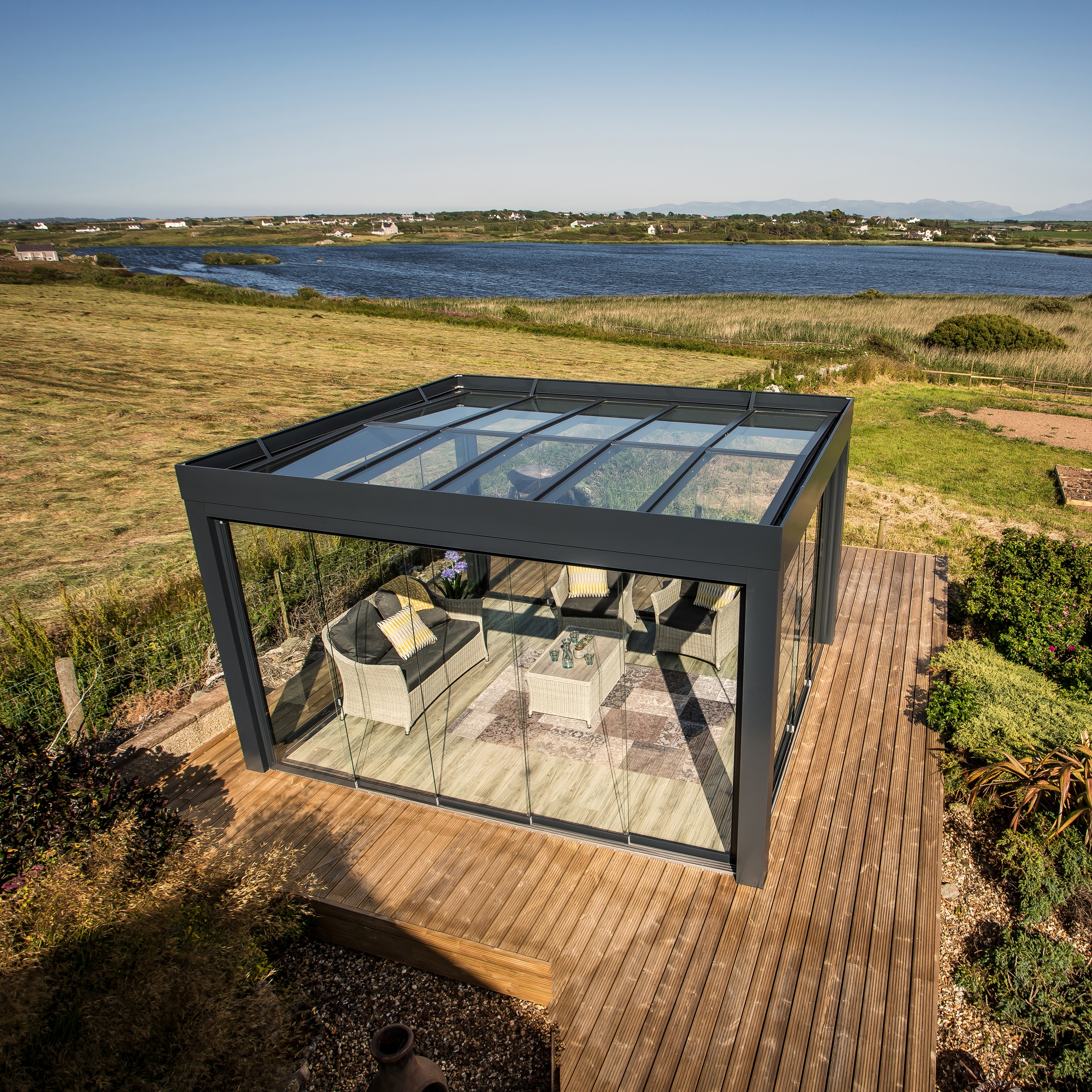 Display product SDL Acubis from manufacturer Solarlux