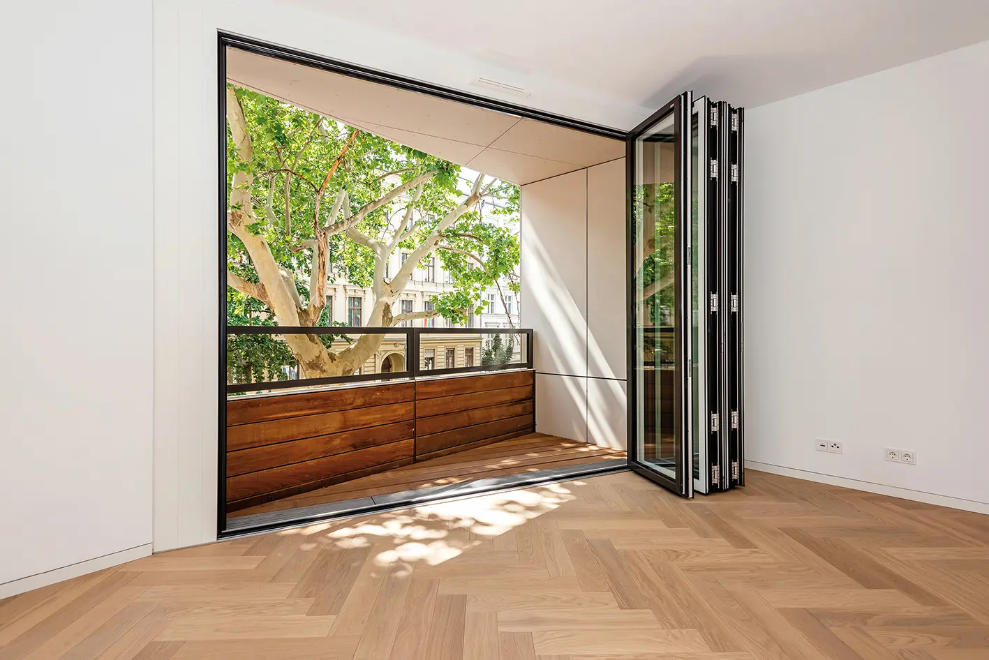 Solarlux - Bi-folding Door Highline | Highline