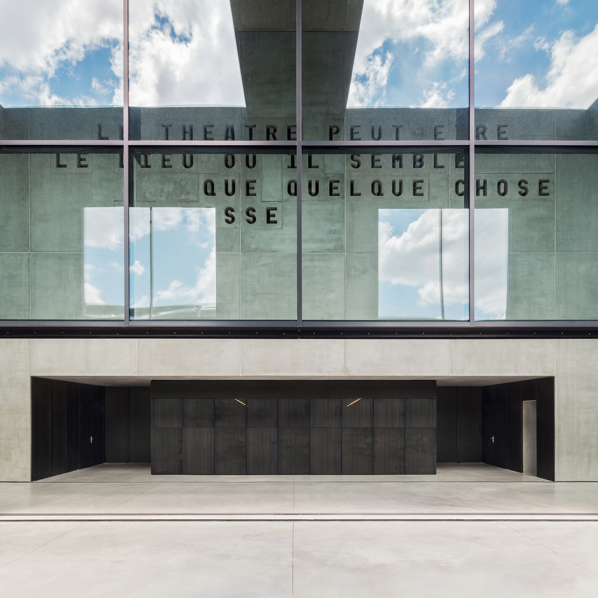 Display product Cero III from manufacturer Solarlux