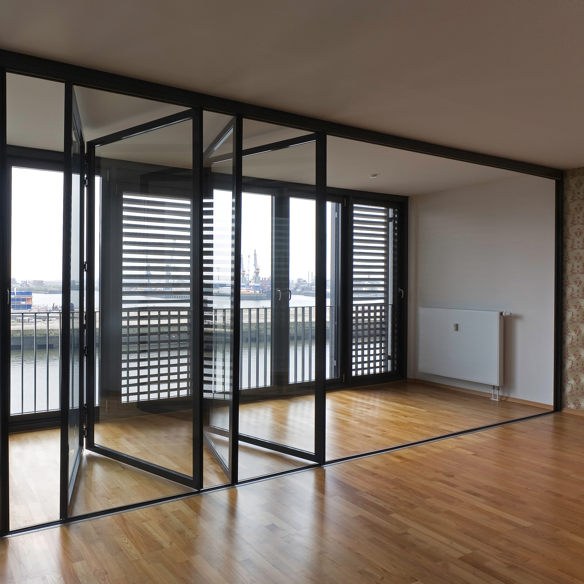 Mostra il prodotto Divider Systems | Bi-Folding Door I SL 45 Flexa del produttore Solarlux