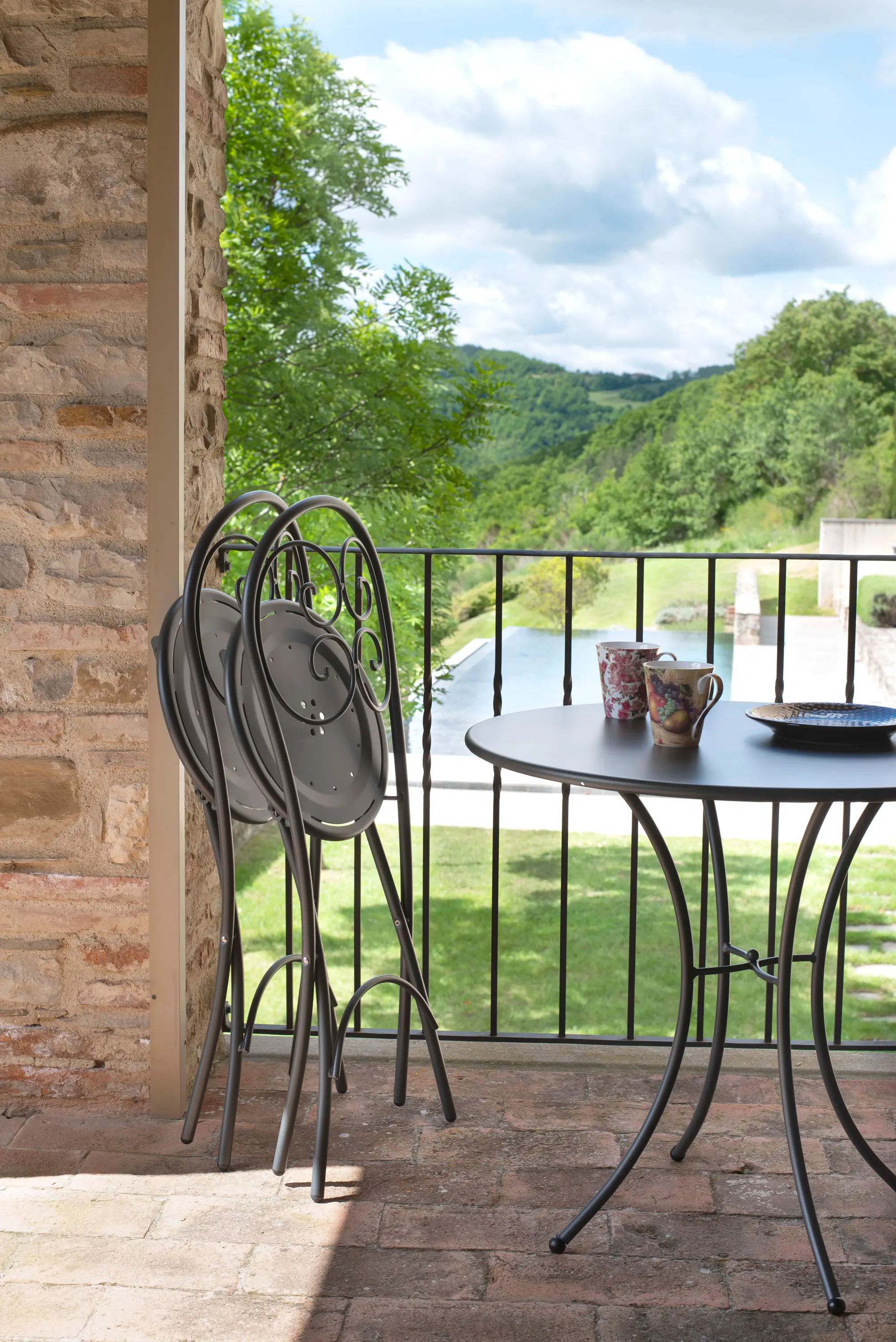 EMU Group - Pigalle Chair | 909