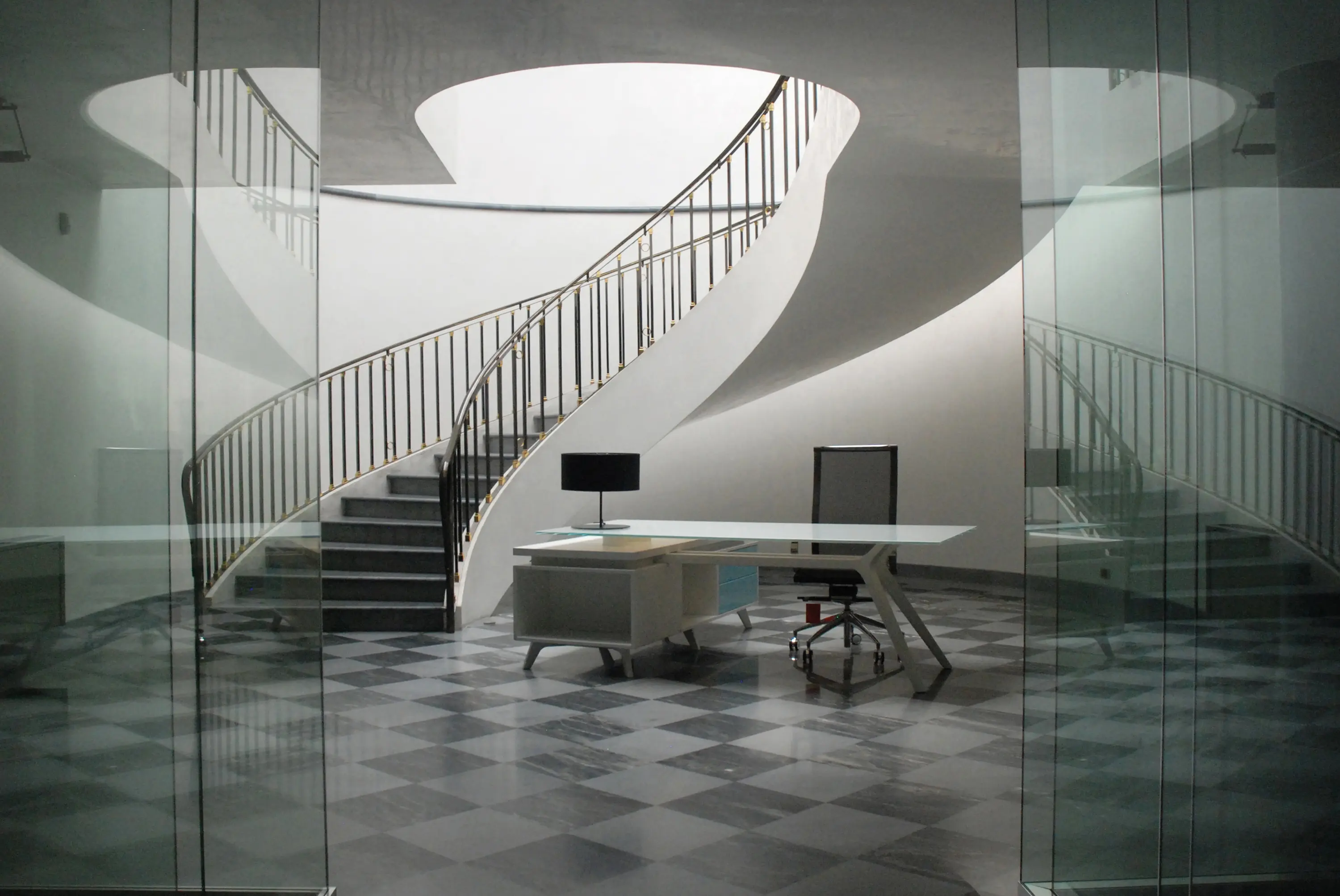 gallery-slide-1