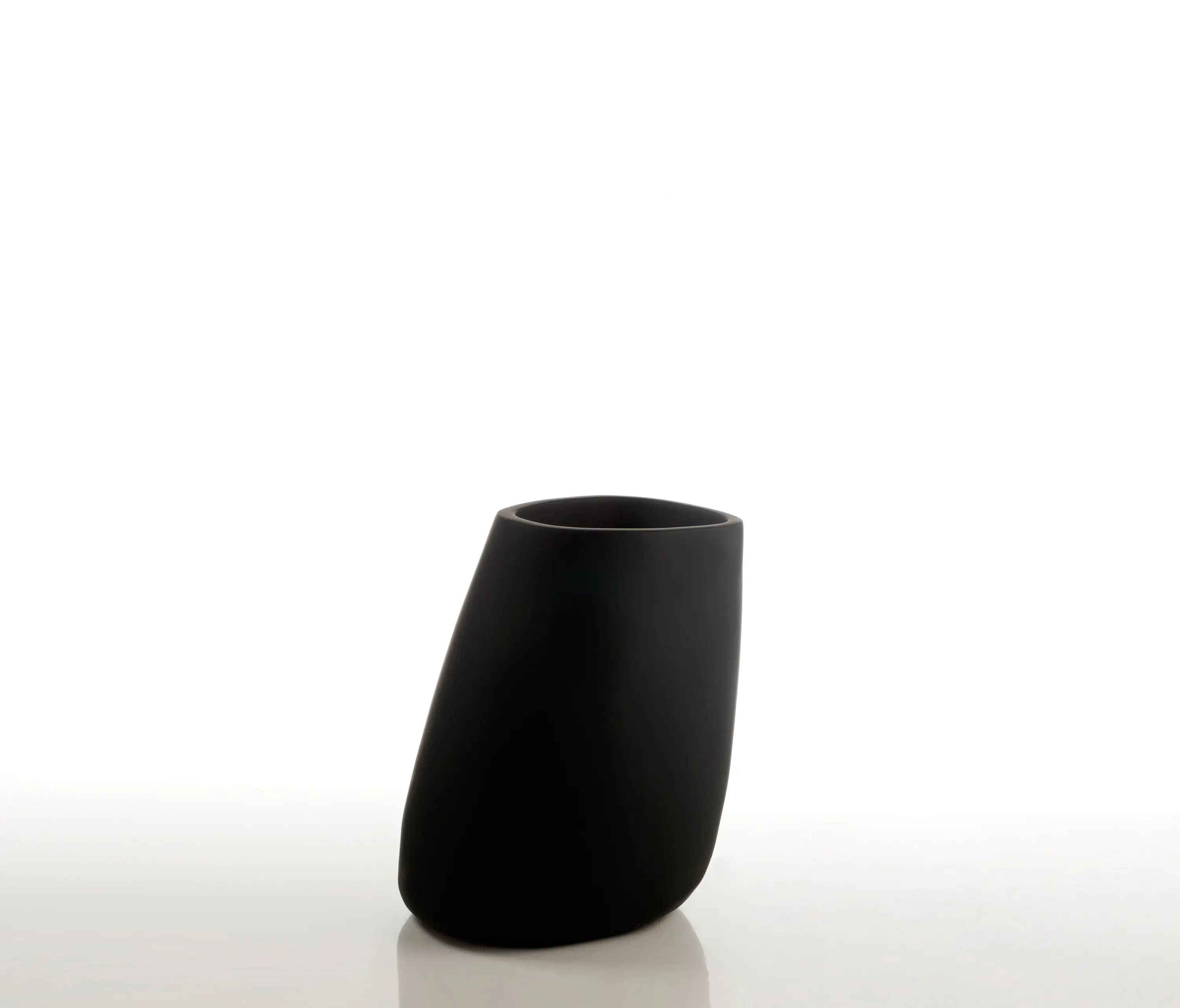 Vondom - Stone pot