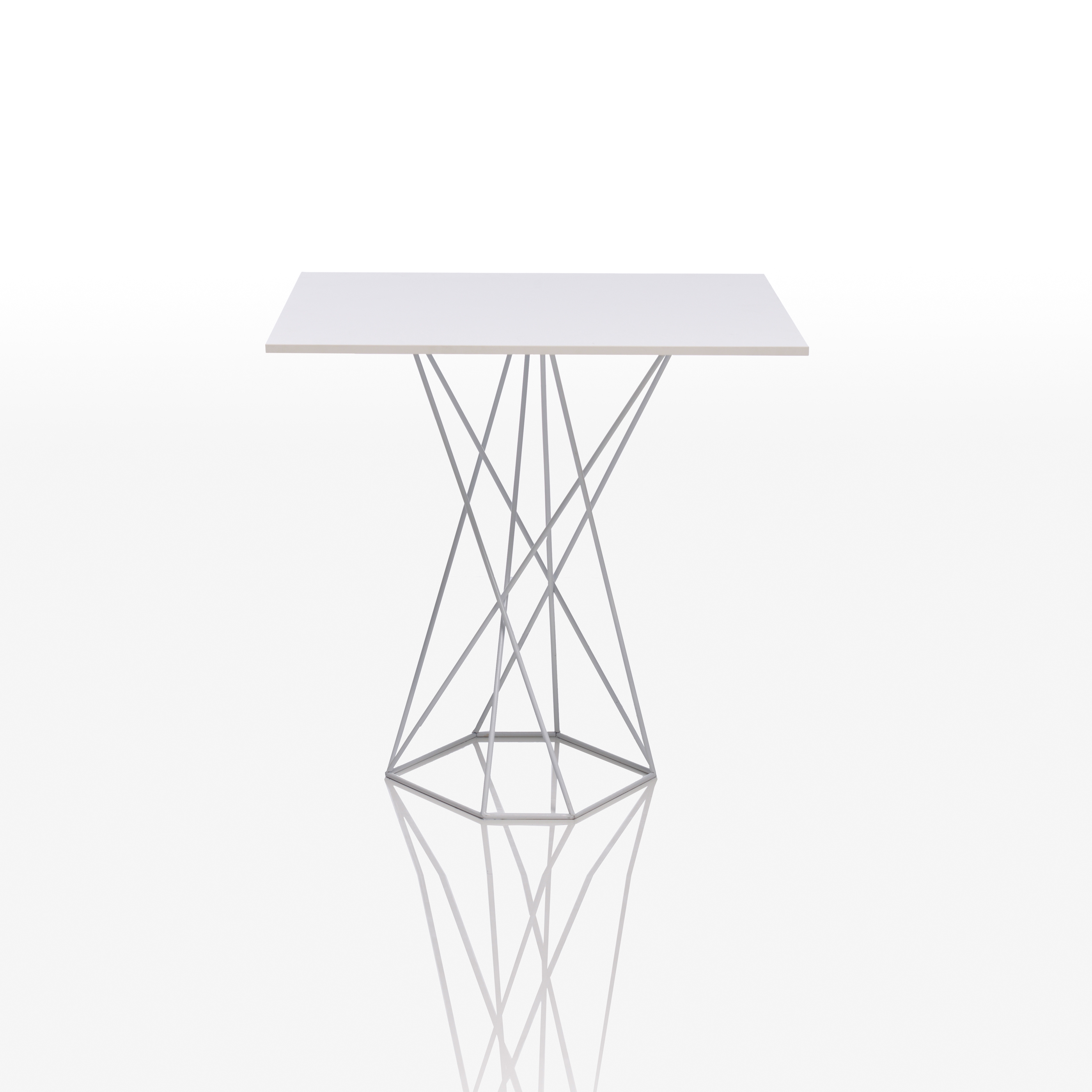 Produkt Faz table des Herstellers Vondom anzeigen