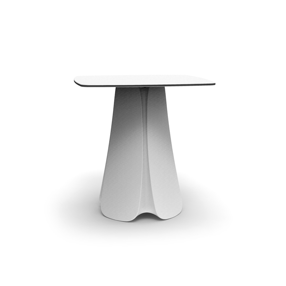 Afficher le produit Pezzettina table du fabricant Vondom