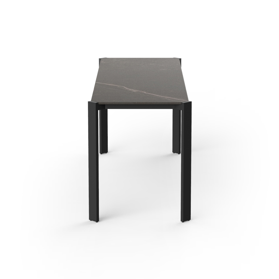 Display product Tablet table from manufacturer Vondom